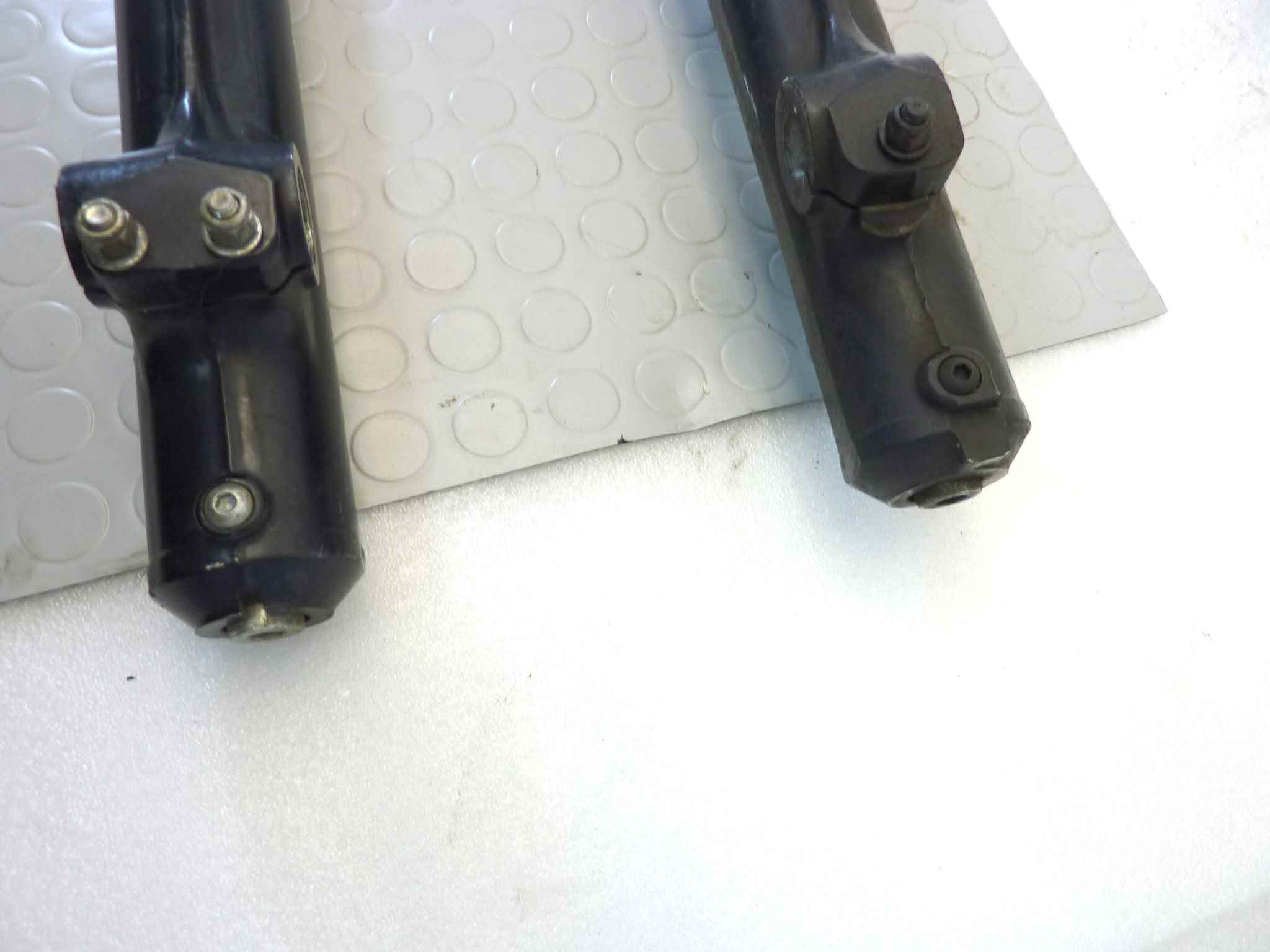 Forcella anteriore Moto Guzzi NTX 750 PA con riser manubrio supporti - immagine 14