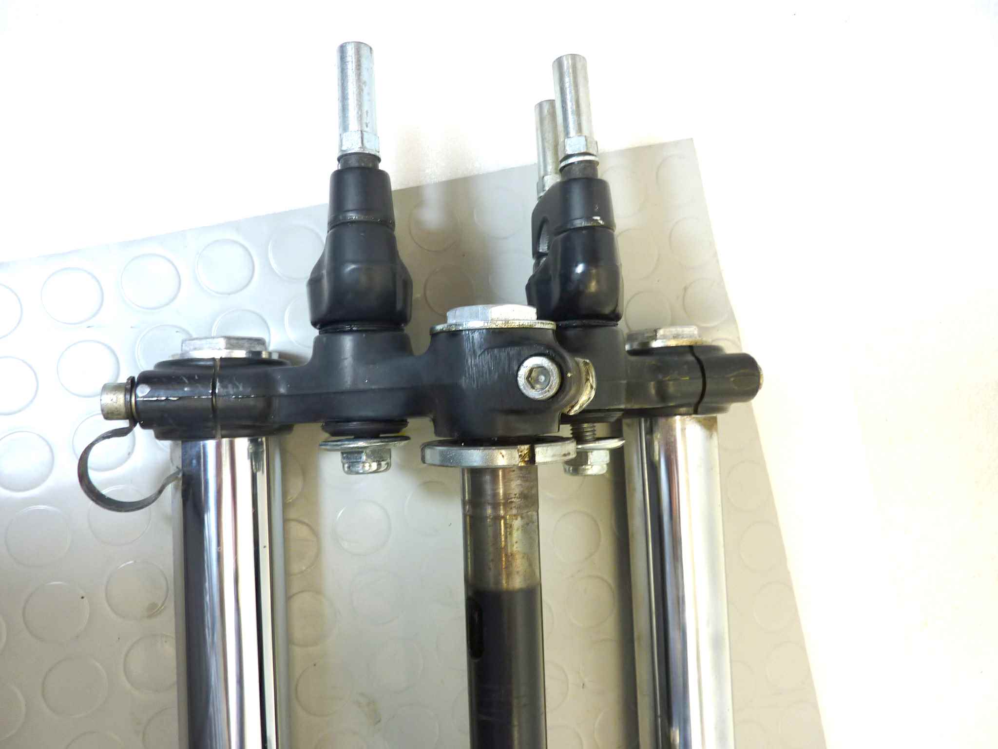 Forcella anteriore Moto Guzzi NTX 750 PA con riser manubrio supporti - immagine 16