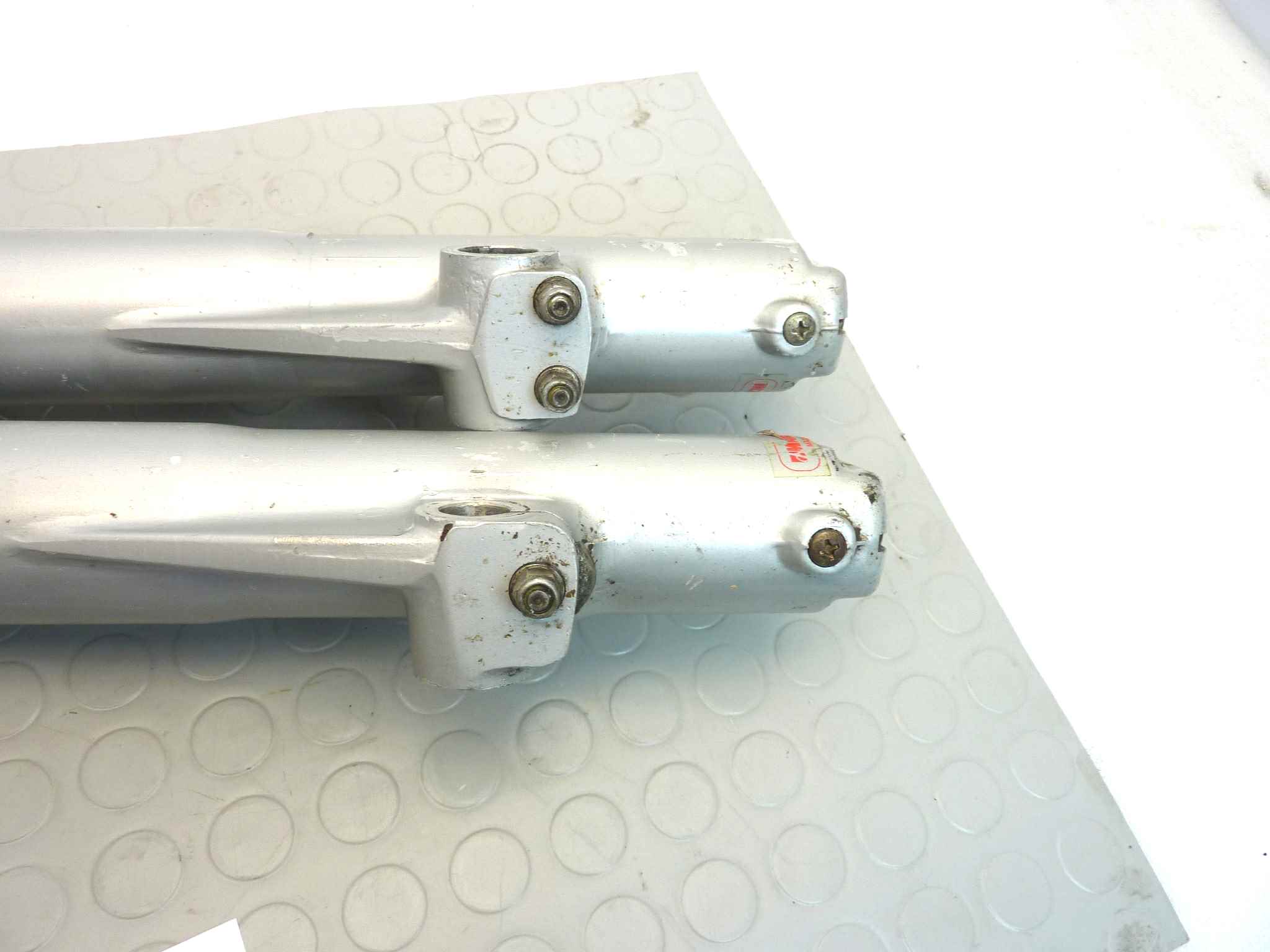 Steli forcella anteriore Guzzi Quota 1000 diam 42 mm - immagine 14