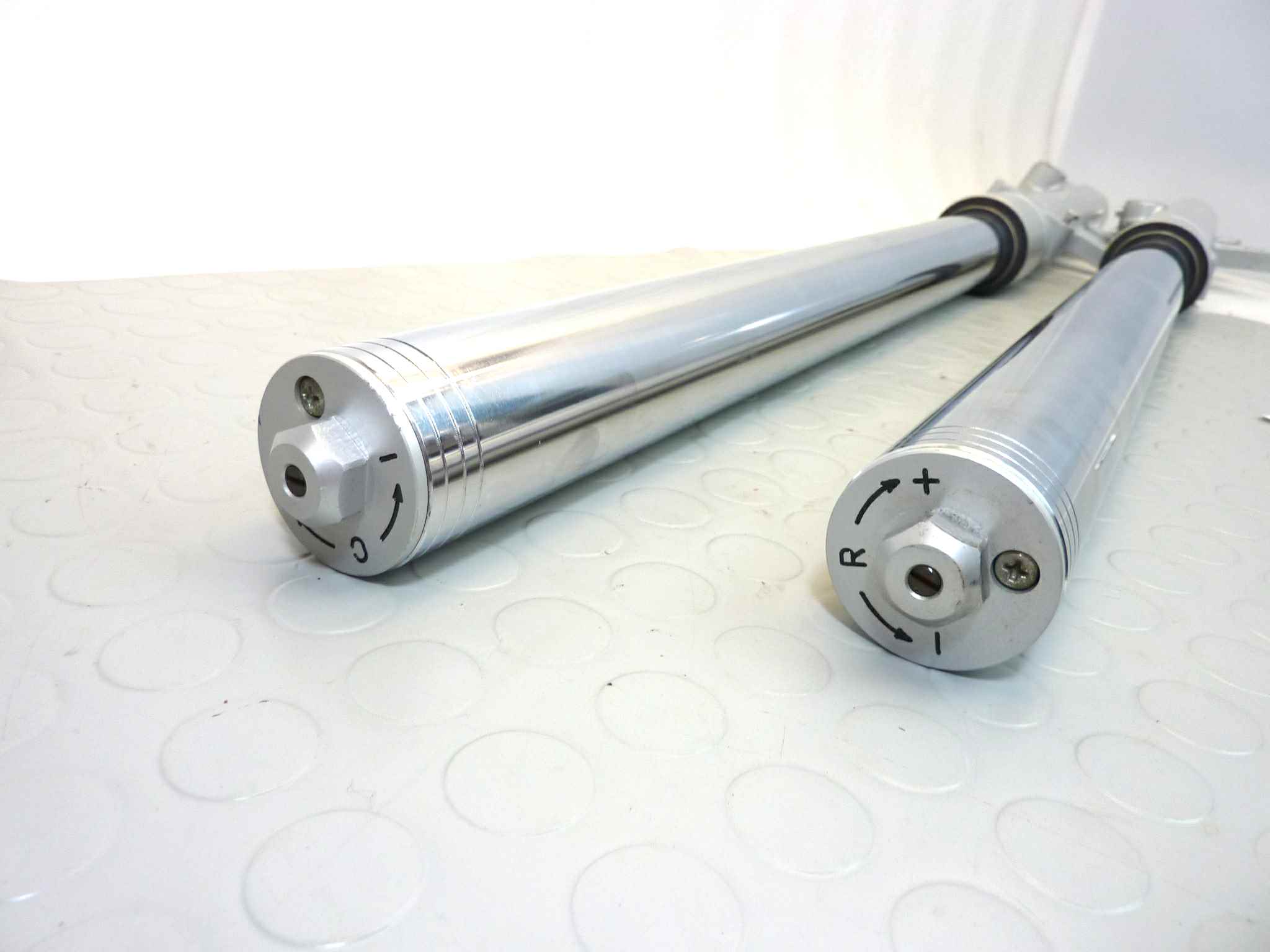 Steli forcella anteriore Guzzi Quota 1100 diam 45 mm - immagine 2