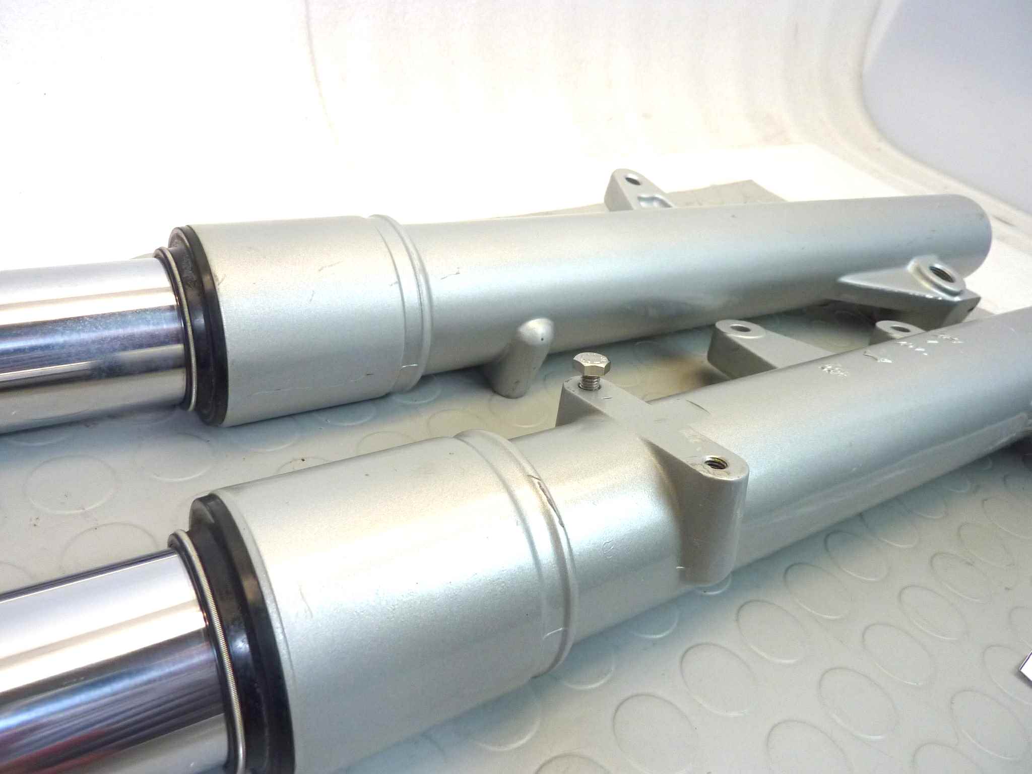 Steli forcella anteriore Guzzi Quota 1100 diam 45 mm - immagine 14