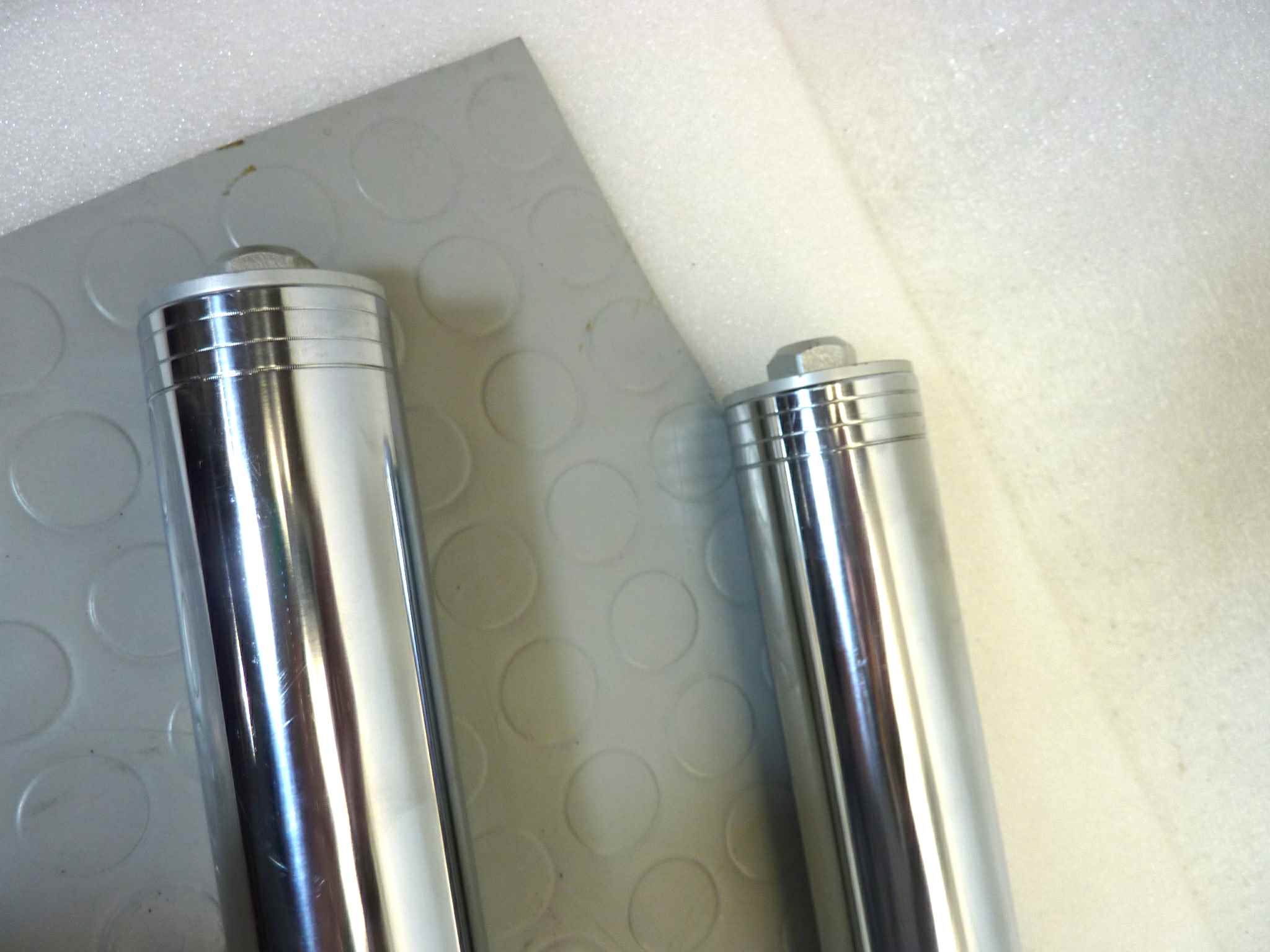 Steli forcella anteriore Guzzi Quota 1100 diam 45 mm - immagine 15