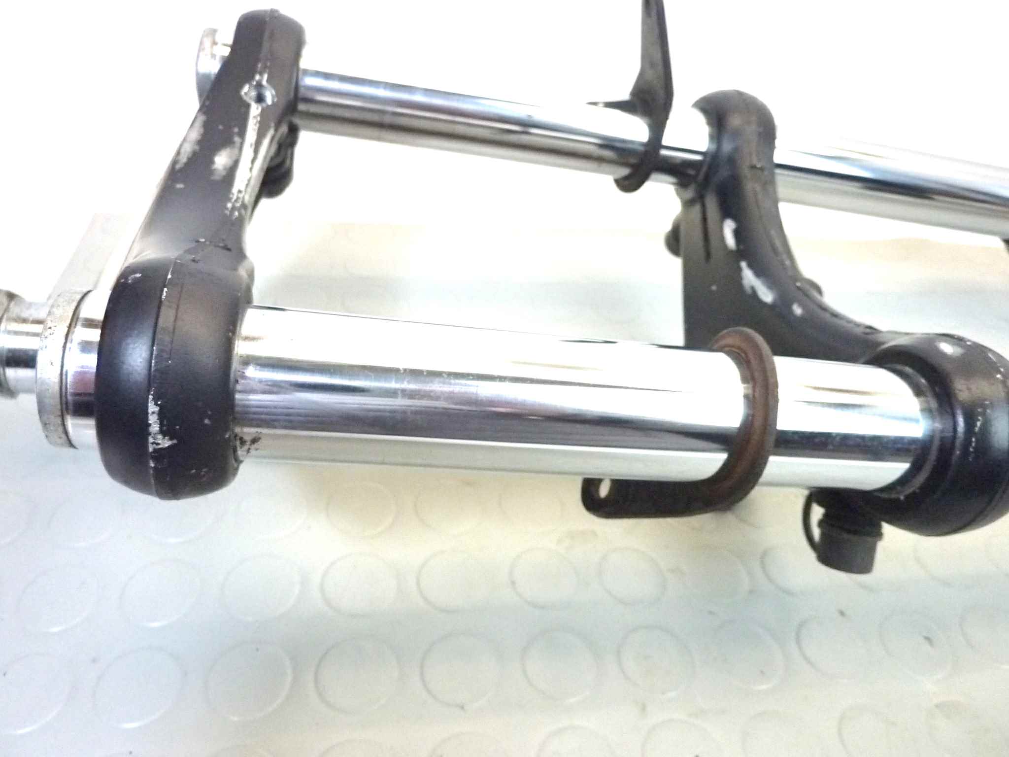 Forcella anteriore Moto Guzzi V35 Imola - immagine 17