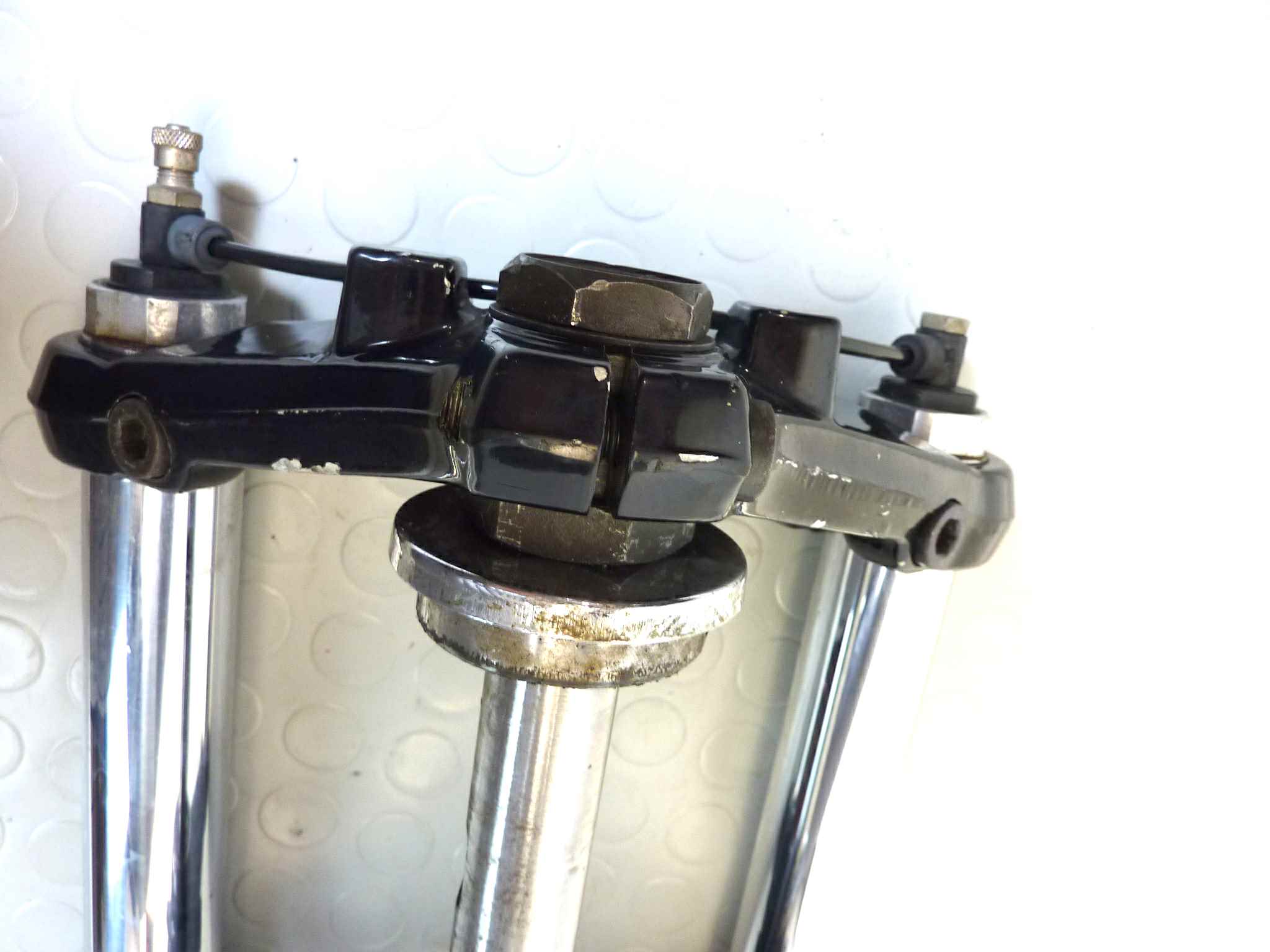 Forcella anteriore Moto Guzzi V35 III Nevada 750 Club - immagine 3
