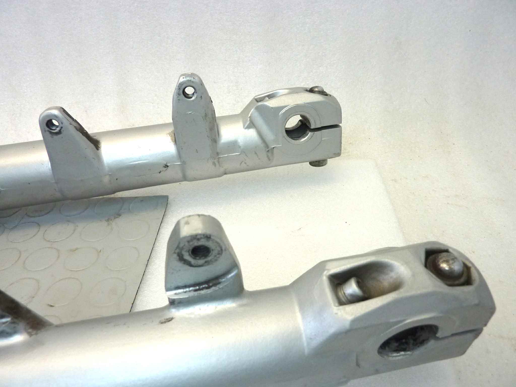 Forcella anteriore Moto Guzzi V35 III Nevada 750 Club - immagine 8