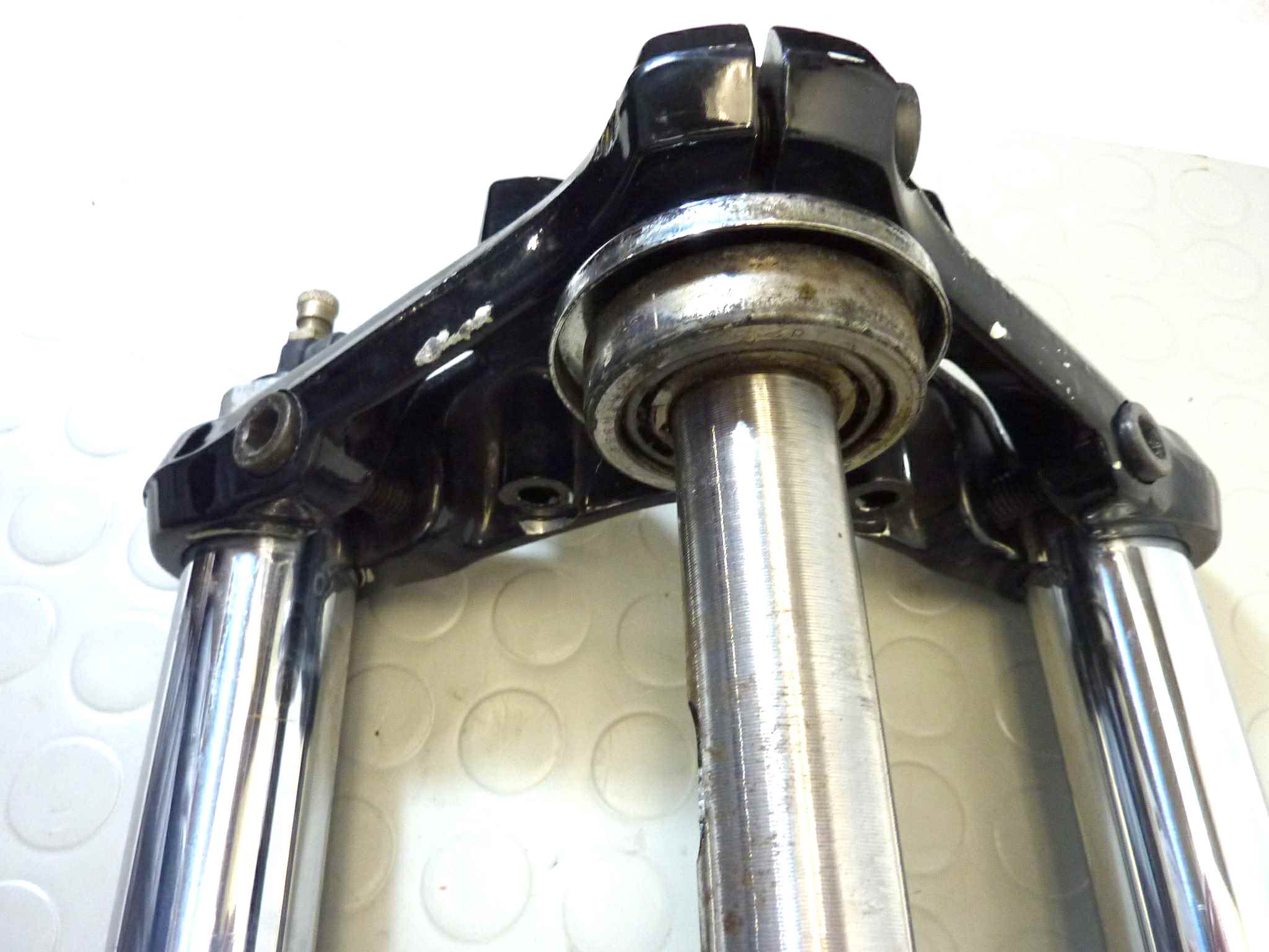 Forcella anteriore Moto Guzzi V35 III Nevada 750 Club - immagine 10