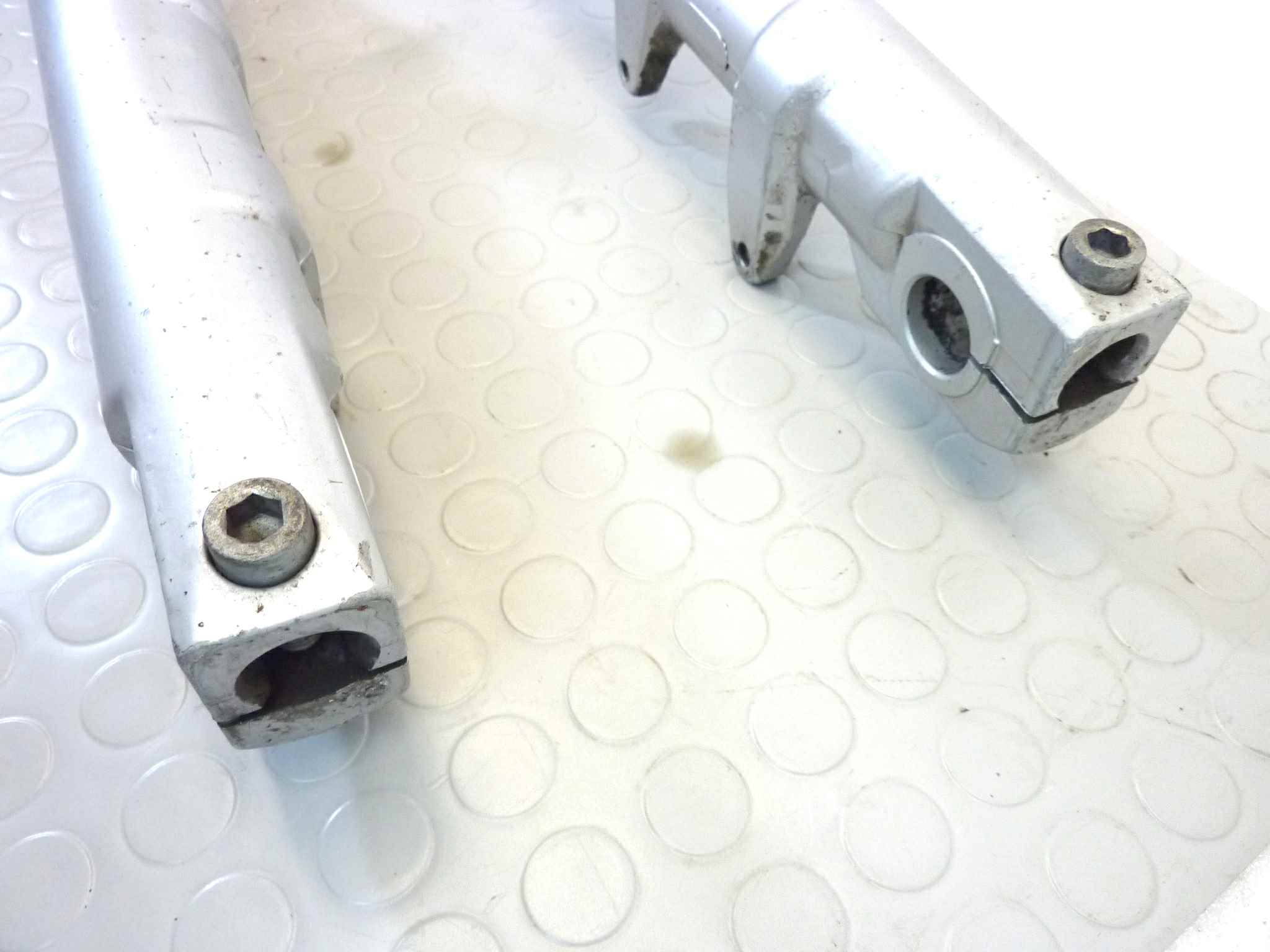 Forcella anteriore Moto Guzzi V35 III Nevada 750 Club - immagine 19