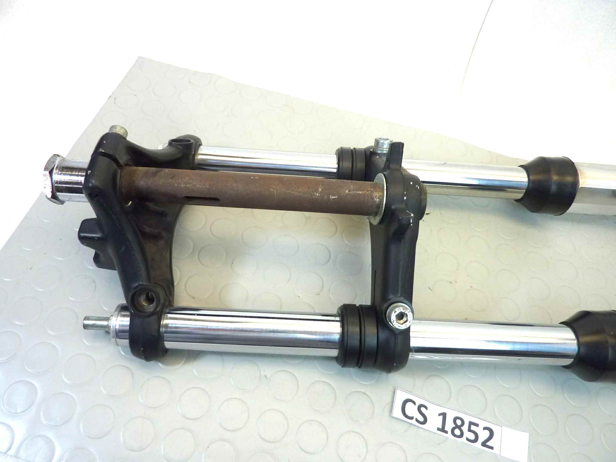 Forcella anteriore Moto Guzzi V35 II serie - immagine 4