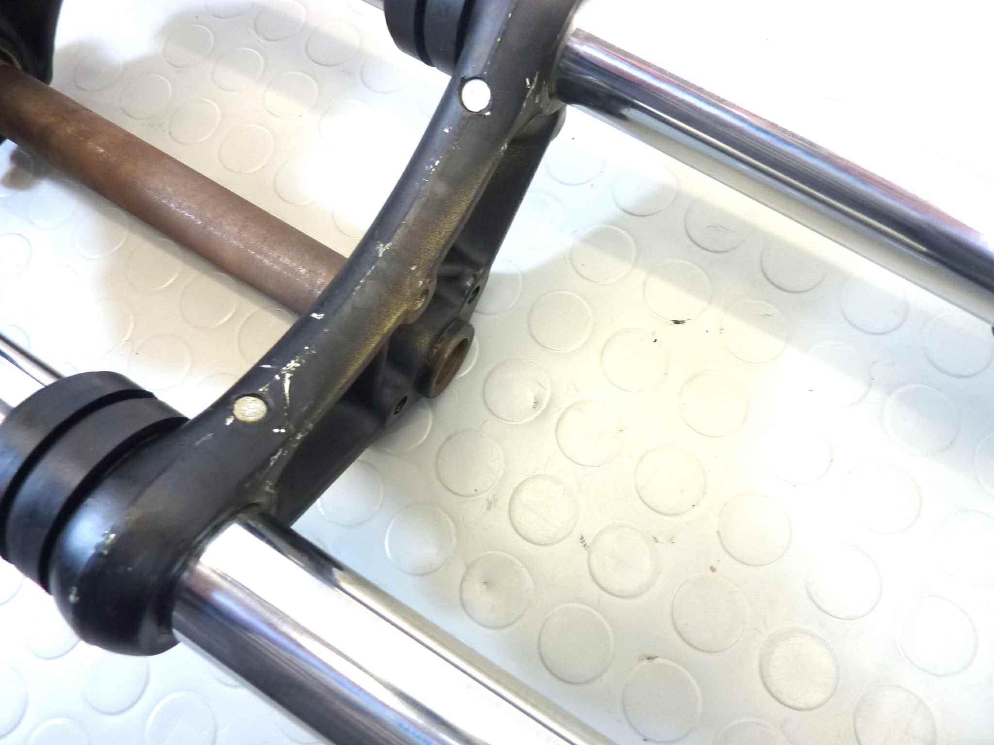 Forcella anteriore Moto Guzzi V35 II serie - immagine 12