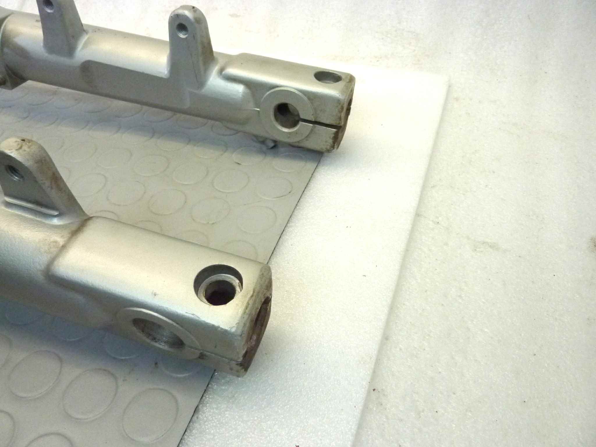 Forcella anteriore Moto Guzzi V35 II serie - immagine 16
