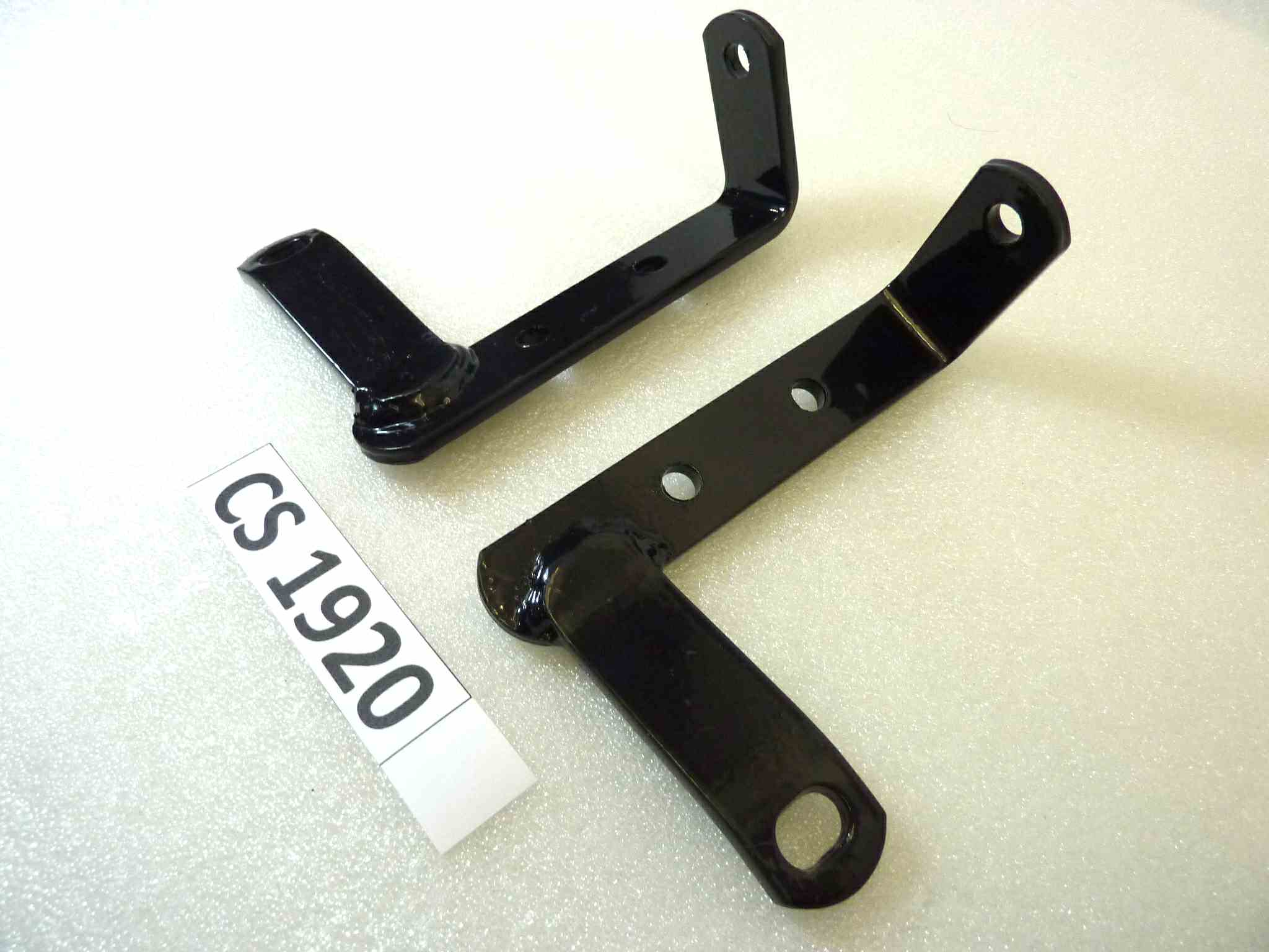 Coppia staffe parabrezza Guzzi California 1000 II cod 29506900 sx 29506800 dx NUOVO Fondo di magazzino Leggi descrizione - immagine 3