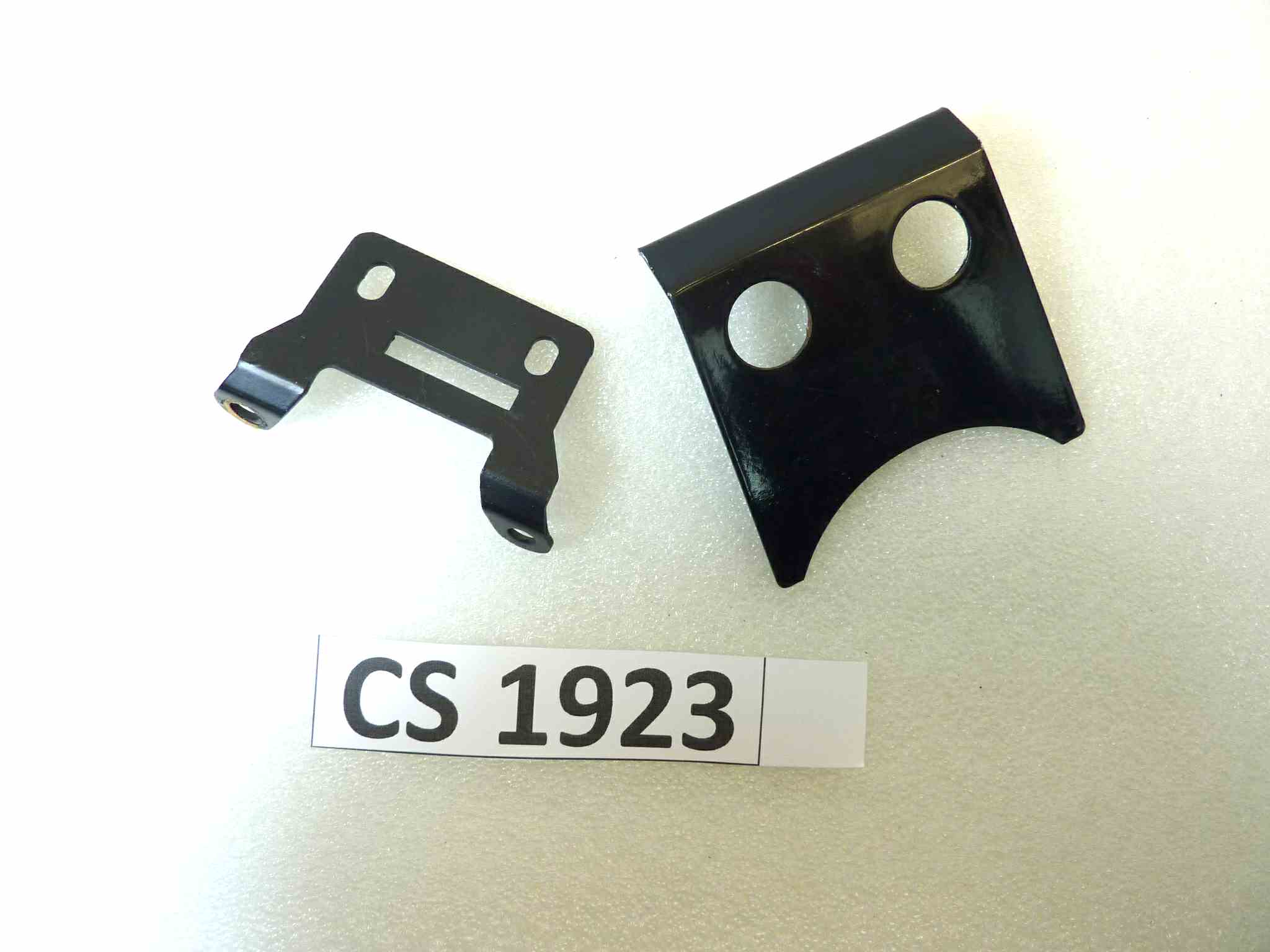 Cerniera coperchio serbatoio Guzzi T3 T4 Le mans III 1000 SP - immagine 2