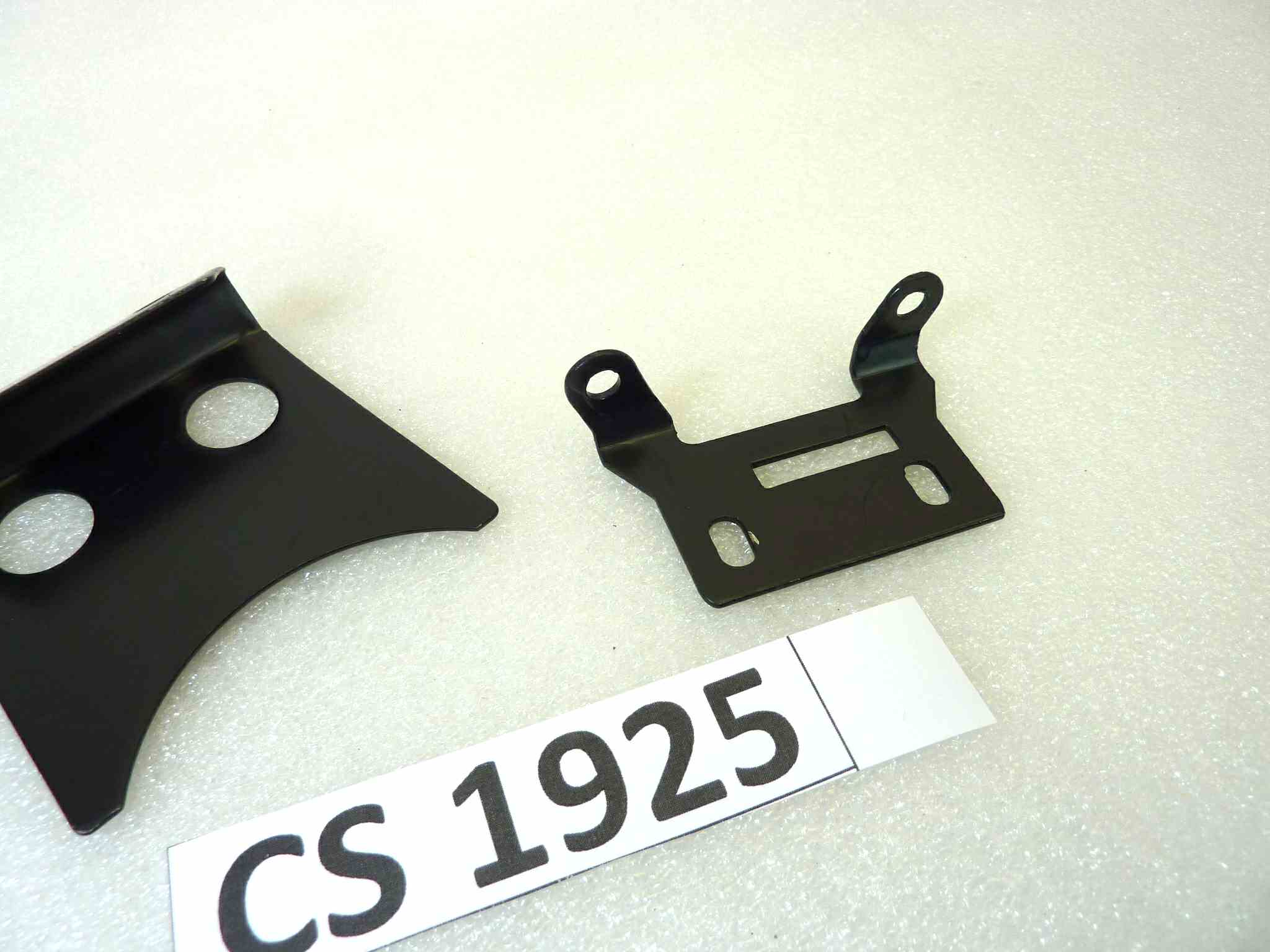 Cerniera coperchio serbatoio Guzzi T3 T4 Le mans III 1000 SP NUOVO Fondo di magazzino Leggi descrizione - immagine 5