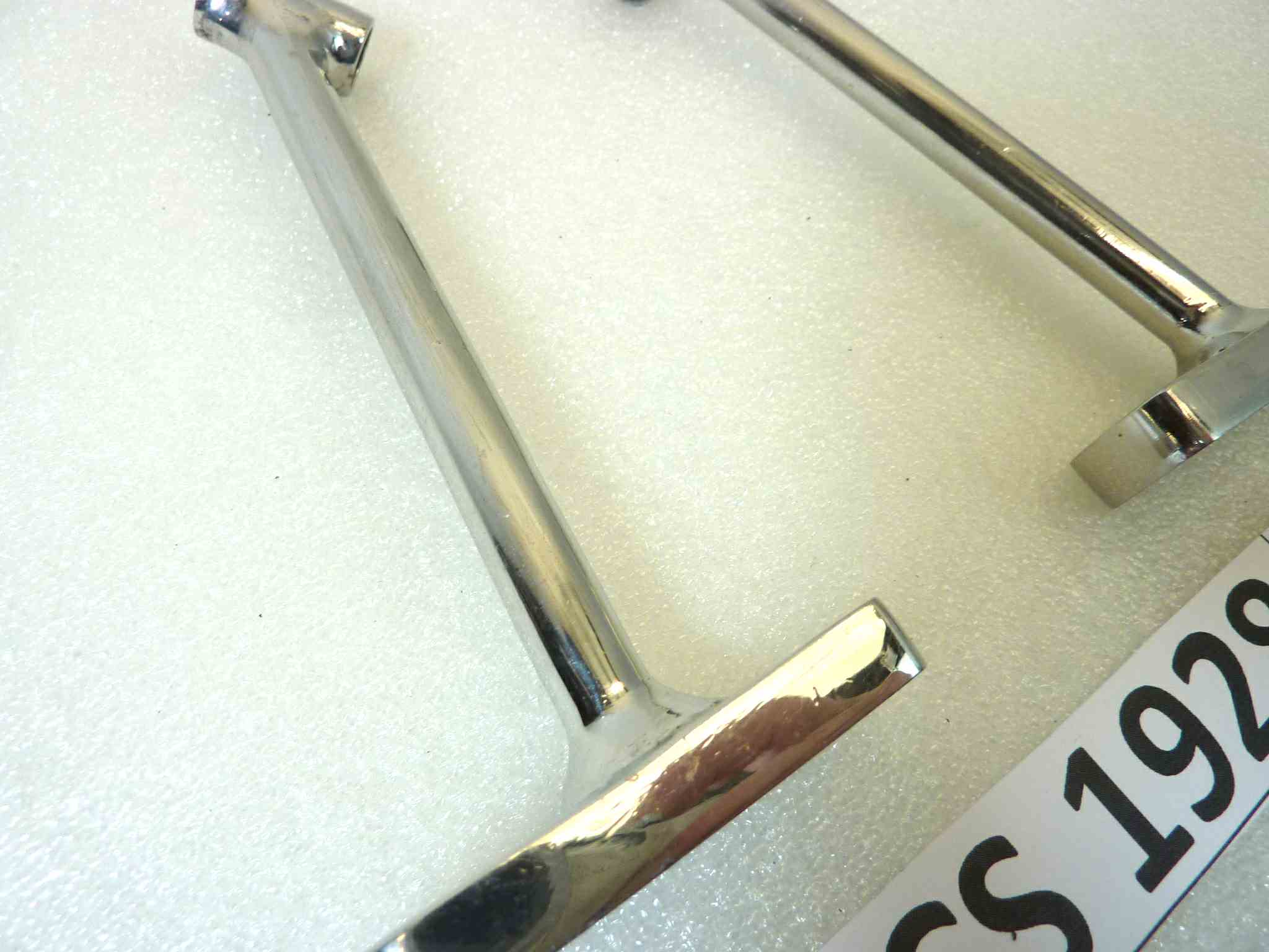 Coppia staffe cupolino carena Guzzi SP 1000 SP 2 T3 T4 17578661 17578660 vedi foto per compatibilita'NUOVO Fondo di magazzino Leggi descrizione - immagine 3