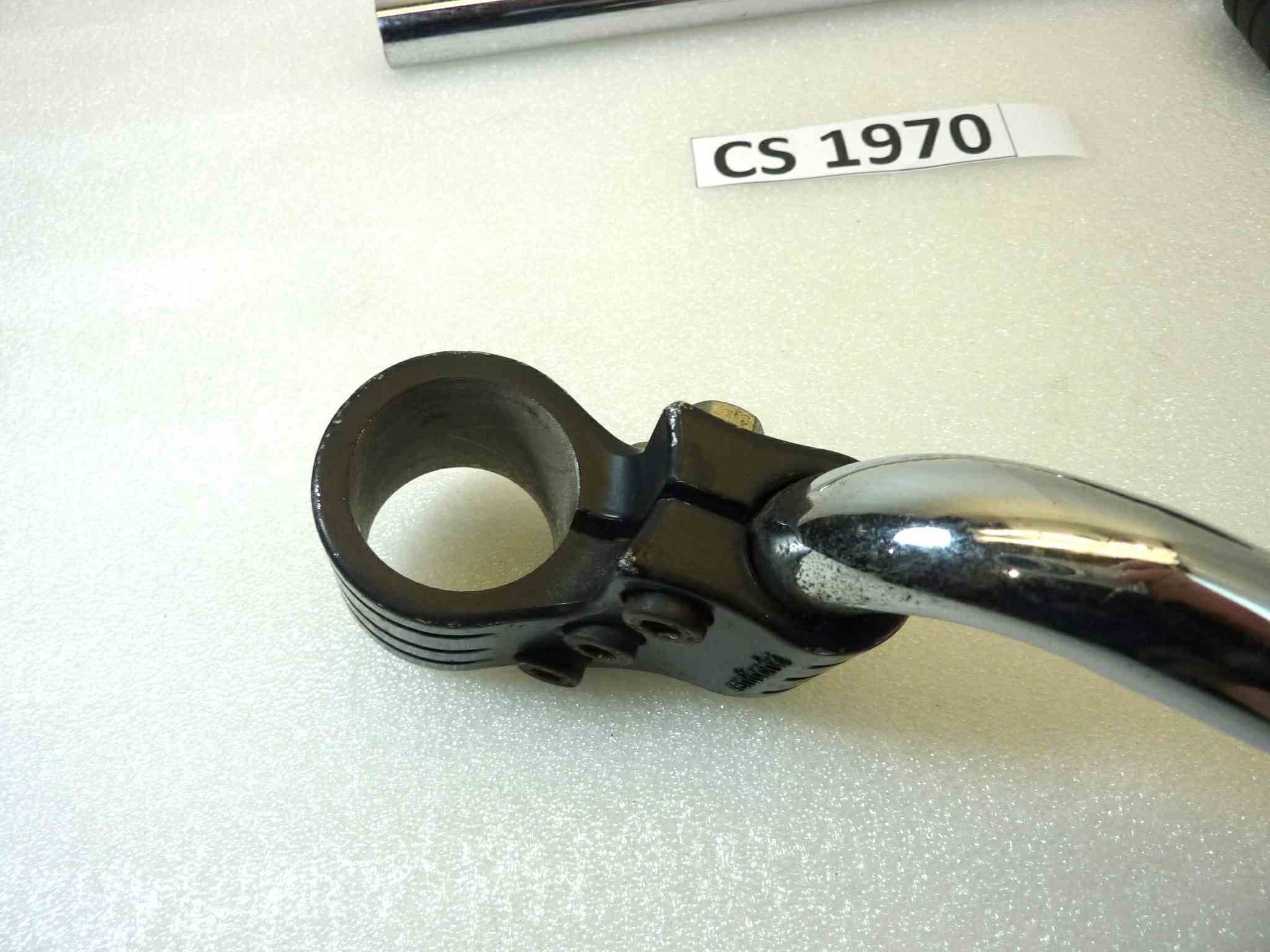 Semimanubri moto epoca Verlicchi diametro stelo 37 mm a riposo diametro semimanubrio 22 mm - immagine 4