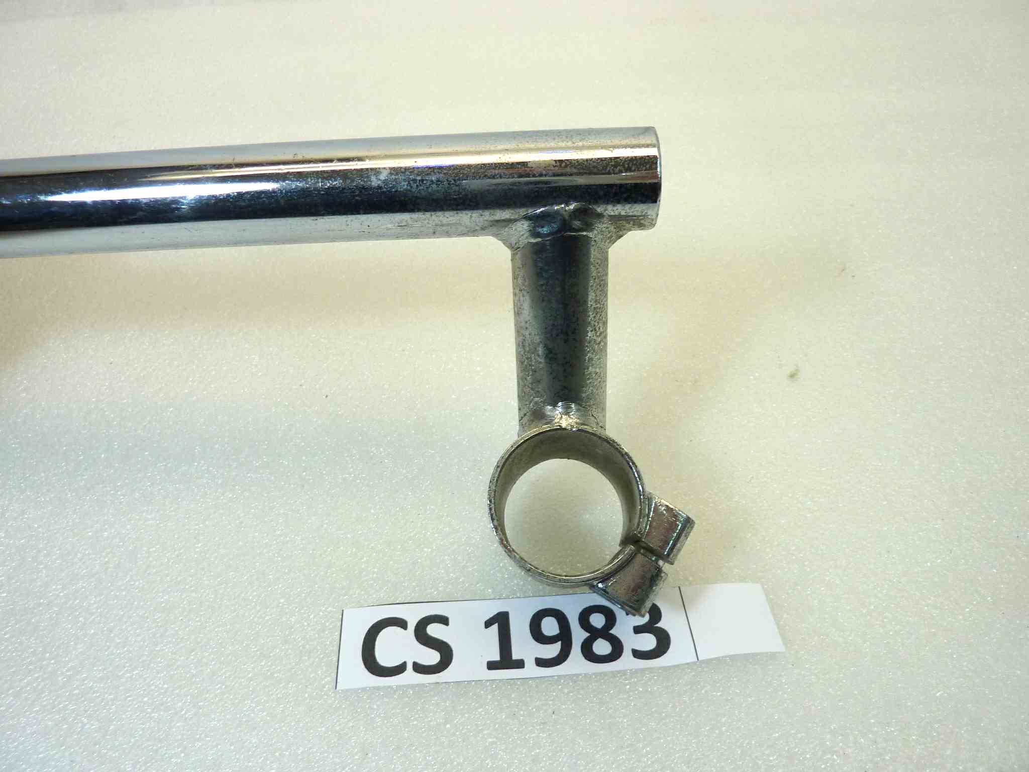 Semimanubrio sinistro Guzzi V35 Imola V50 Monza sx NUOVO Fondo di magazzino Leggi descrizione - immagine 3