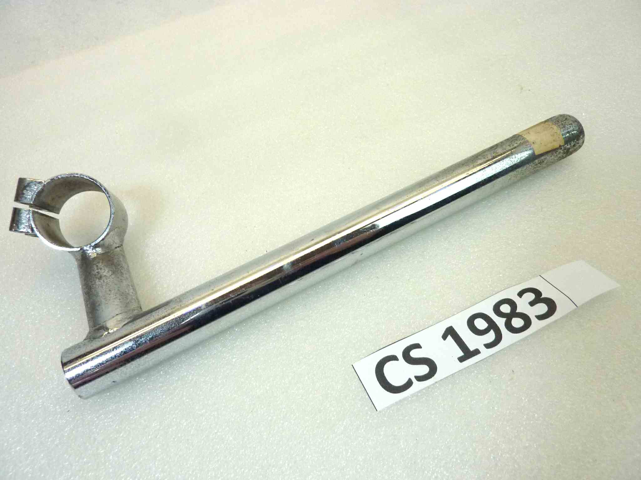 Semimanubrio sinistro Guzzi V35 Imola V50 Monza sx NUOVO Fondo di magazzino Leggi descrizione - immagine 5