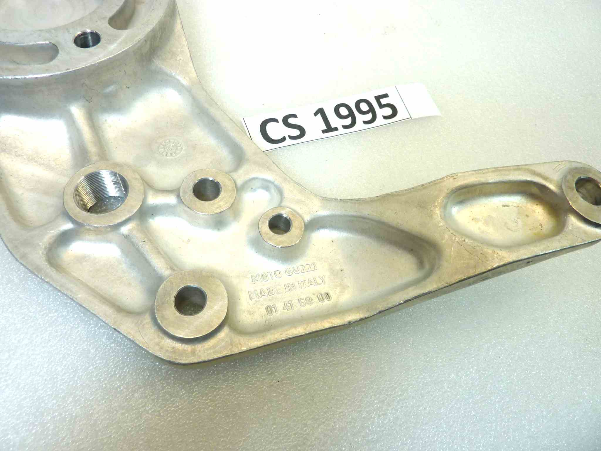 Staffa pedana sinistra Guzzi Sport 1100 IE 1996 - 1999 poggiapiedi dx cod GU01415800 NUOVO Fondo di magazzino Leggi descrizione - immagine 7