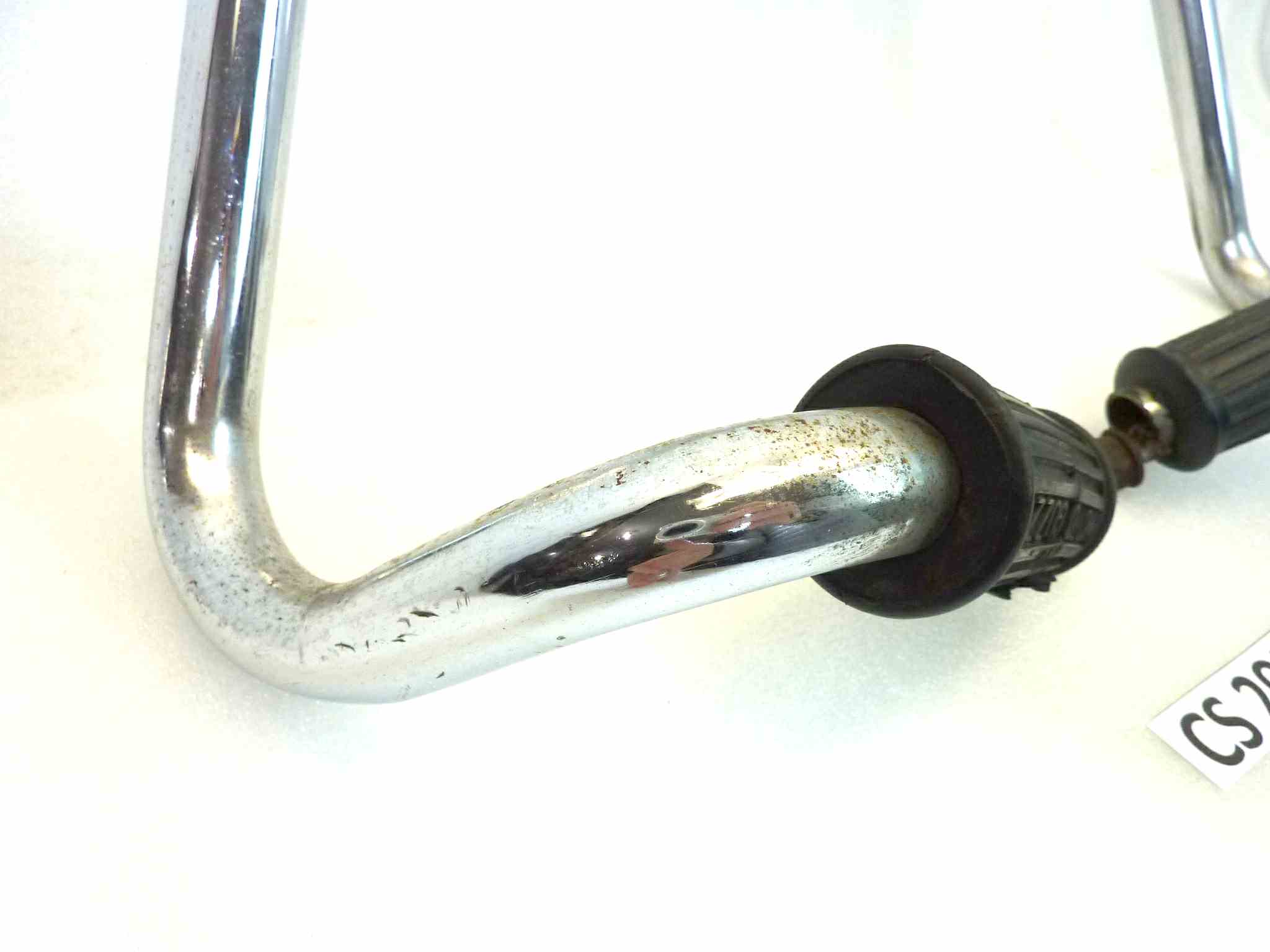 Staffe laterali paraborse Guzzi con pedana poggiapiedi diam 25 mm interasse fori attacchi 25 cm - immagine 8
