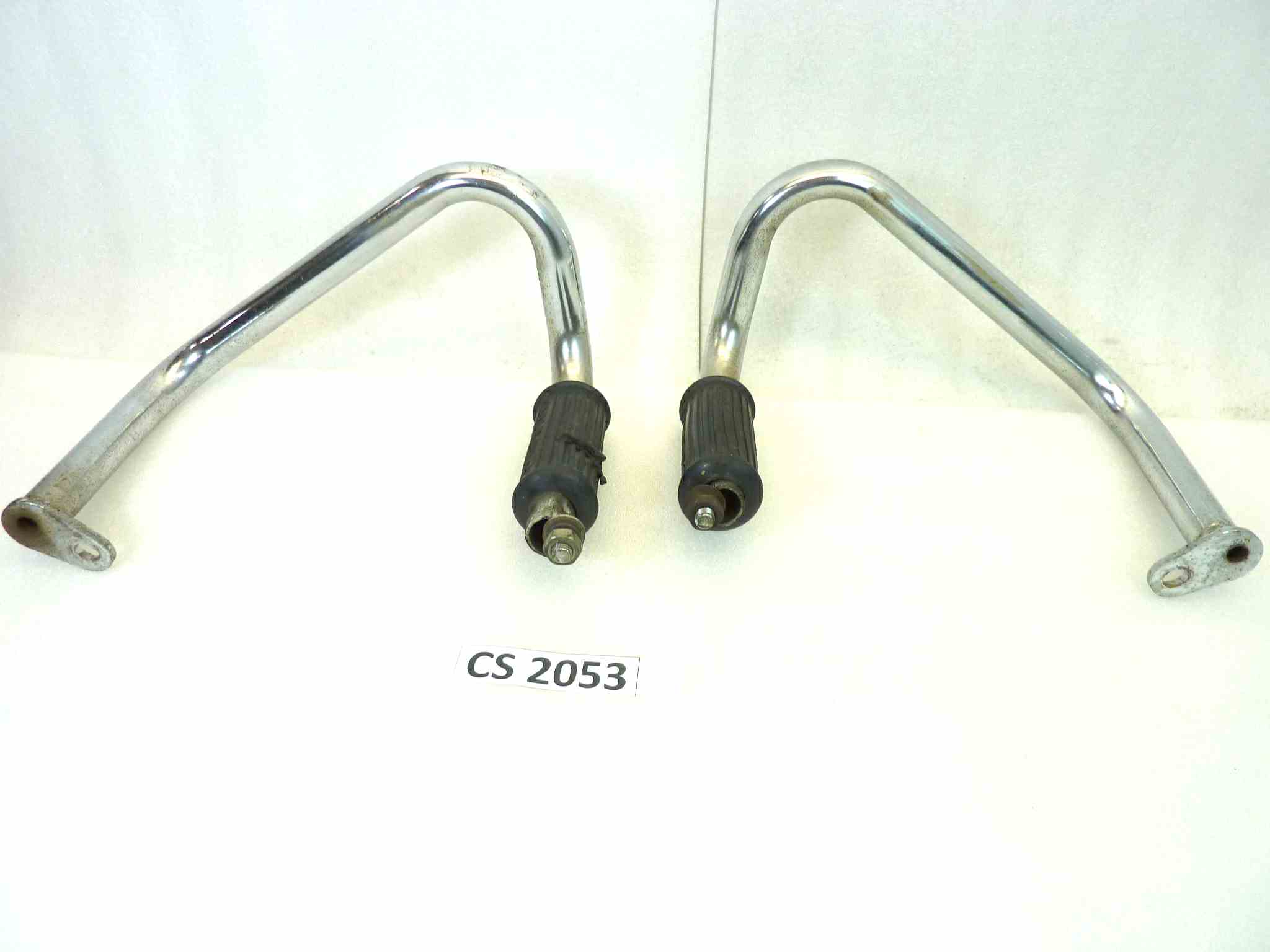 Staffe laterali paraborse Guzzi con pedana poggiapiedi diam 25 mm interasse fori attacchi 25 cm - immagine 10