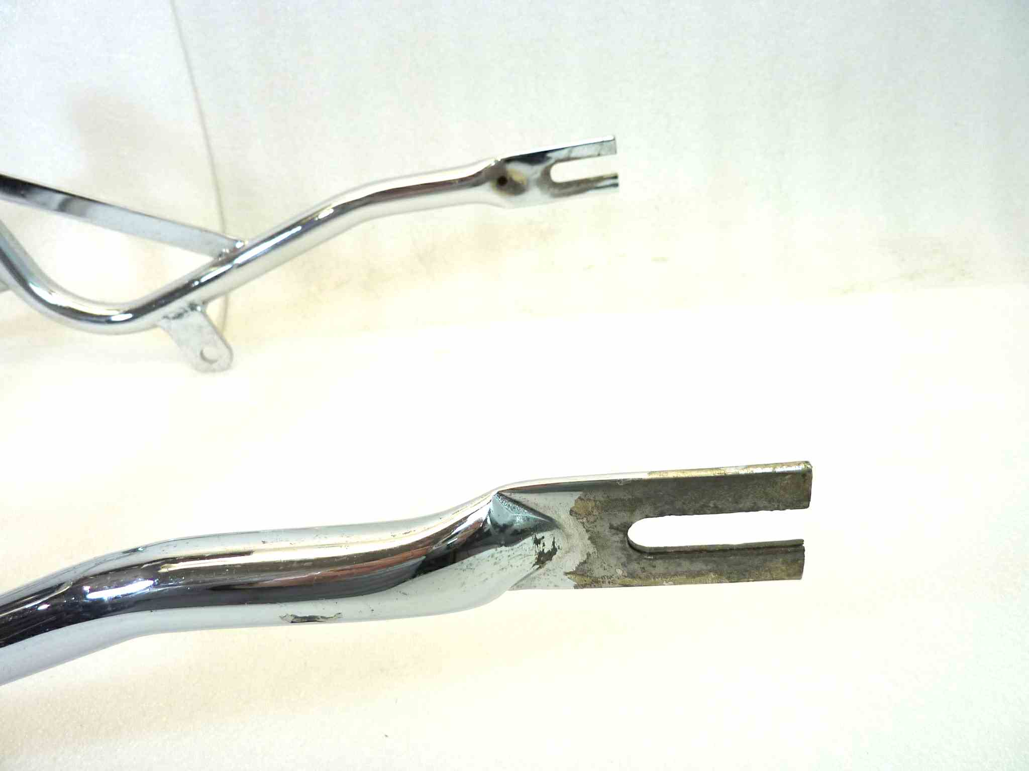 Portapacchi Guzzi lungh tot 58 cm larghezza attacchi anteriore 28,5 cm larghezza attacchi posteriore 25,5 cm - immagine 10