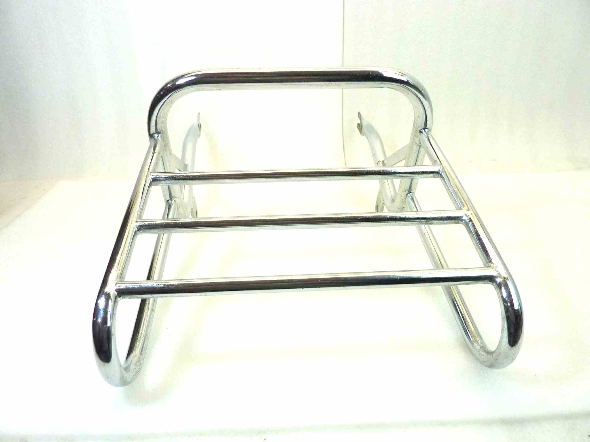 Portapacchi Guzzi lungh tot 58 cm larghezza attacchi anteriore 28,5 cm larghezza attacchi posteriore 25,5 cm - immagine 11