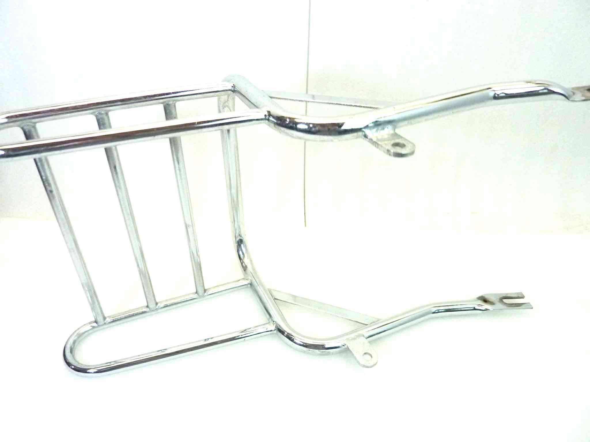 Portapacchi Guzzi lungh tot 58 cm larghezza attacchi anteriore 28,5 cm larghezza attacchi posteriore 25,5 cm - immagine 12