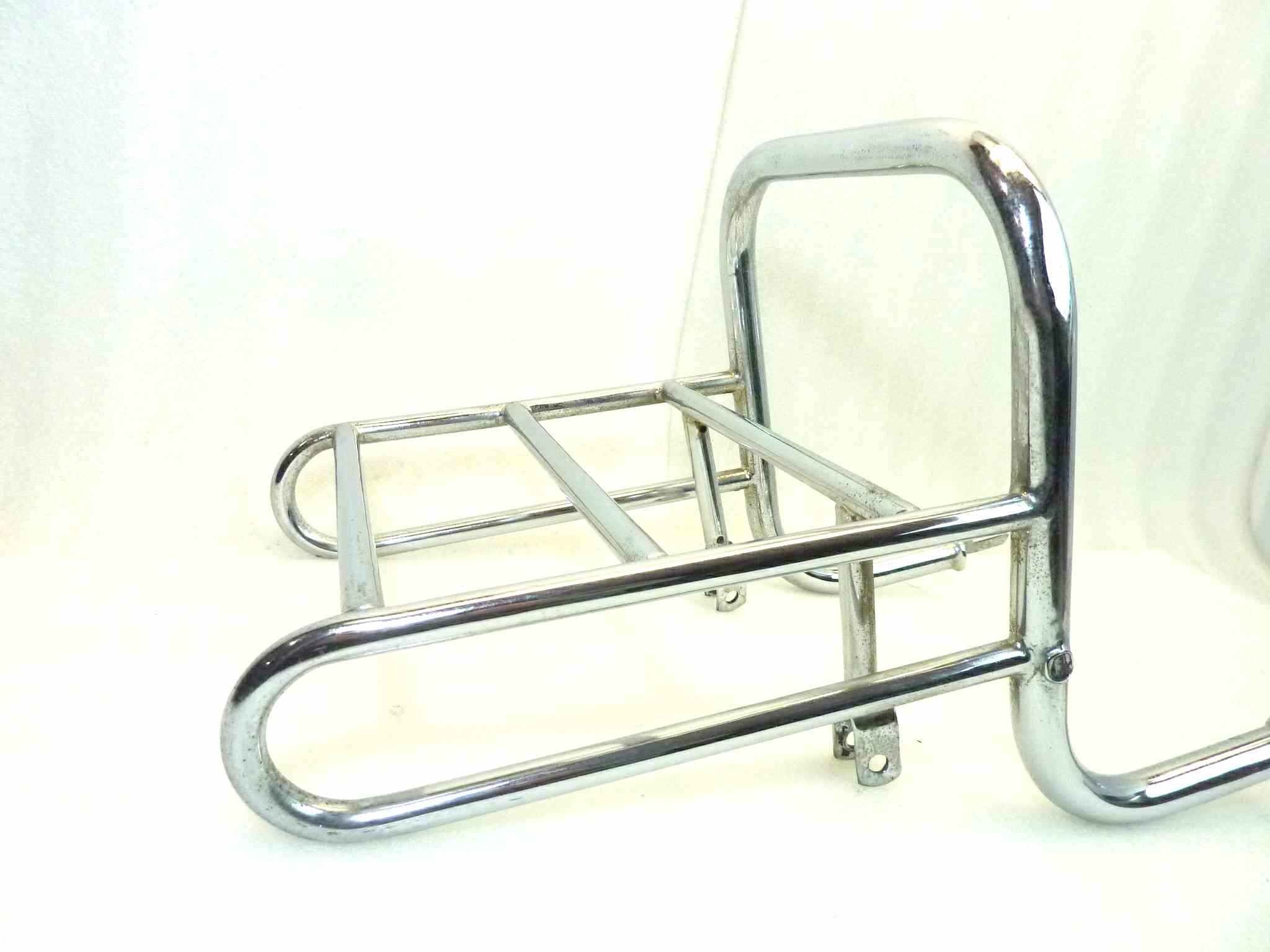 Portapacchi Moto Guzzi lungh tot 50 cm larghezza attacchi anteriori 29,5 cm interasse attacchi posteriori 18,5 cm - immagine 6