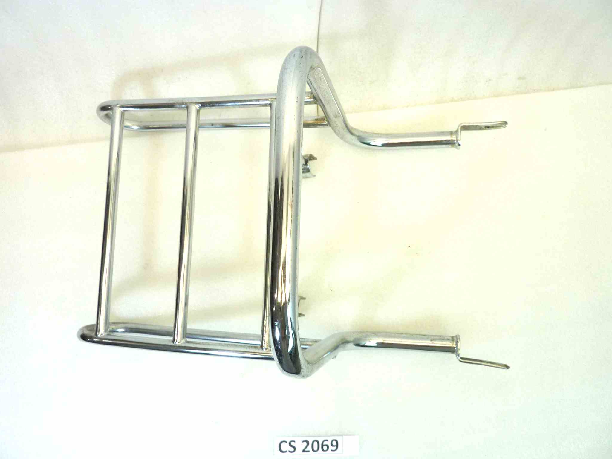 Portapacchi Moto Guzzi lungh tot 50 cm larghezza attacchi anteriori 29,5 cm interasse attacchi posteriori 18,5 cm - immagine 7