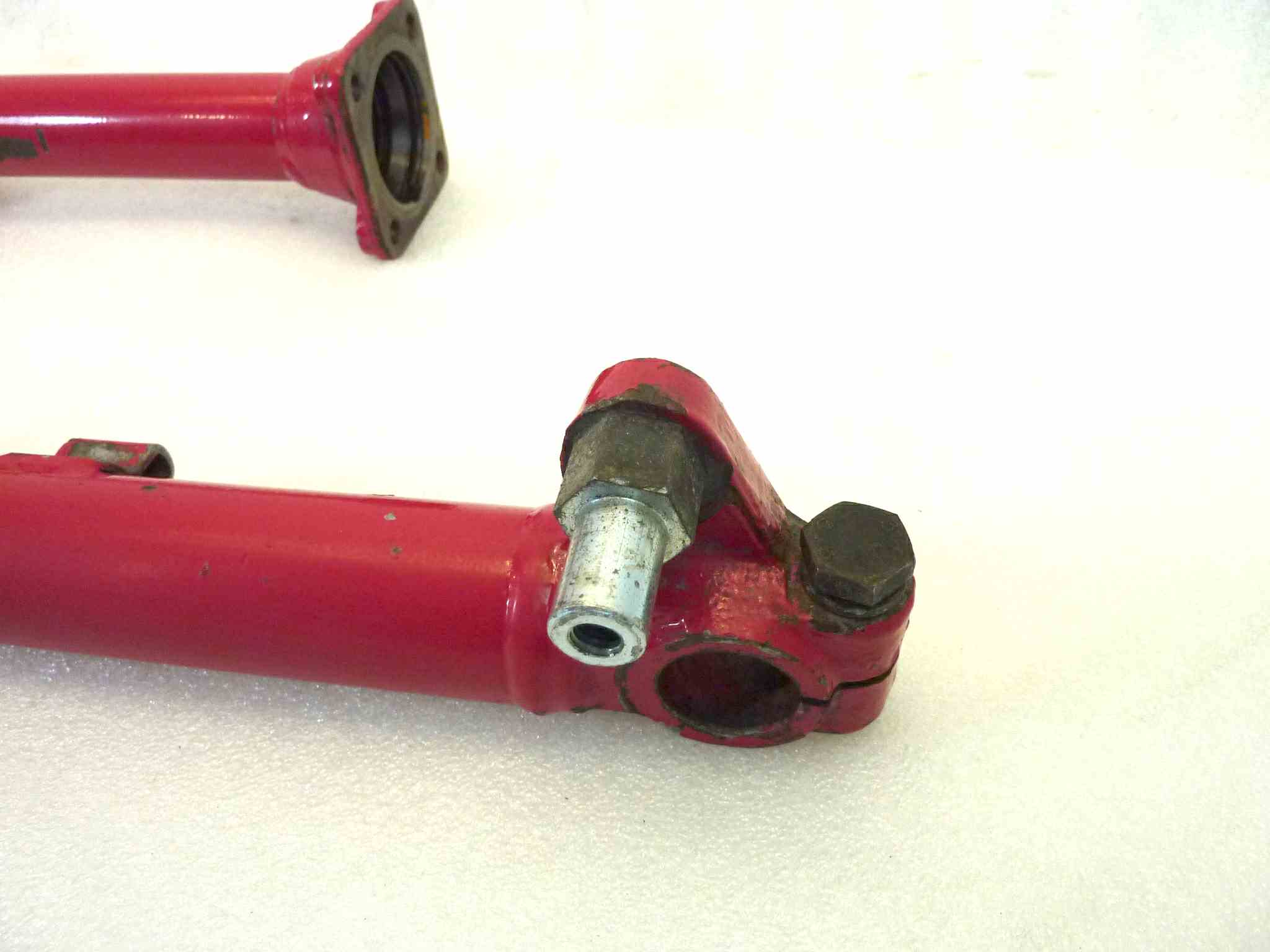 Forcellone posteriore Guzzi GT 1000 1989 prima serie diam 38 mm cod 28540233 - immagine 5
