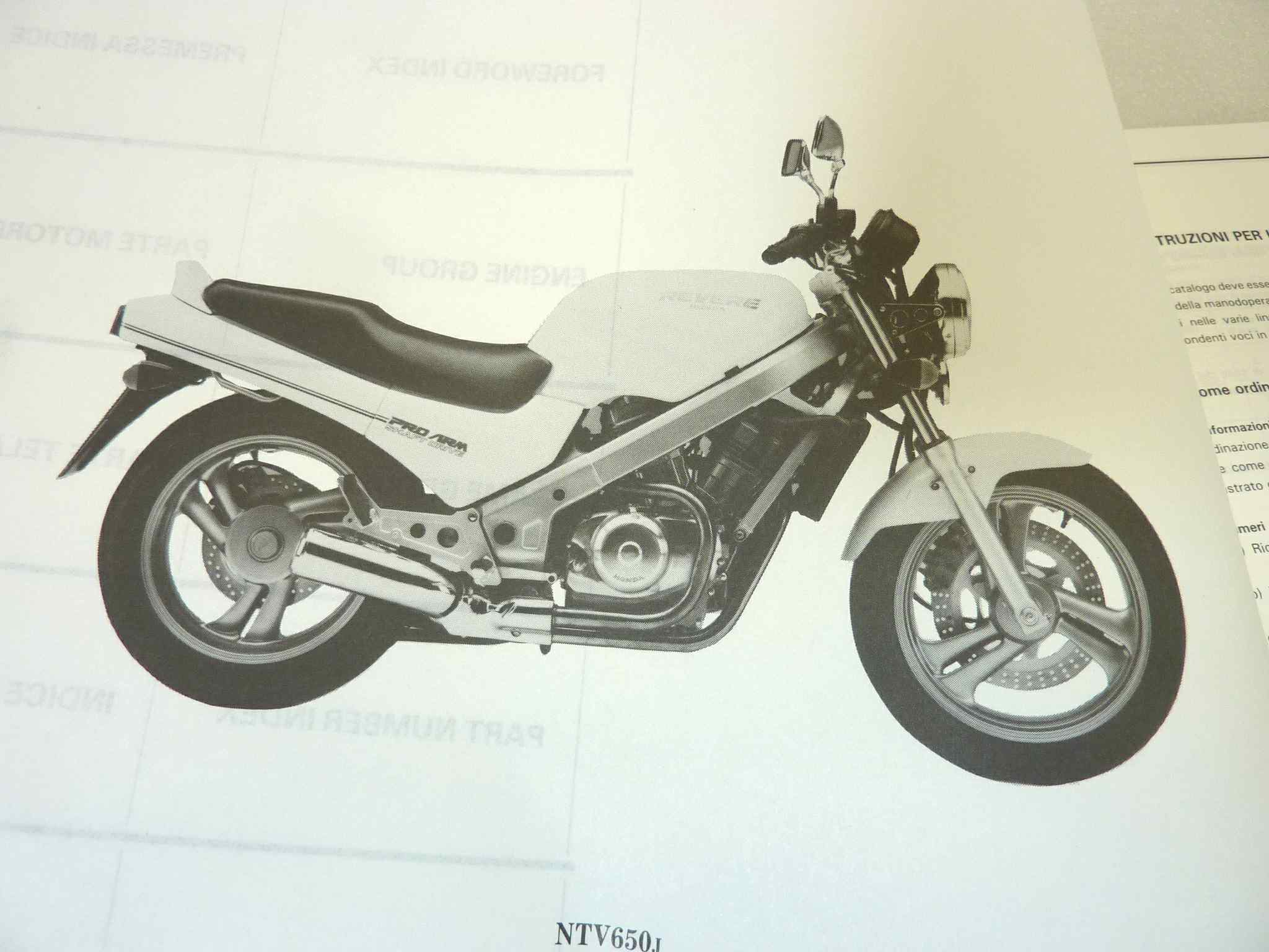 Catalogo parti ricambio Honda NTV600 650J 2 ricambi ORIGINALE ita eng Parts Catalog dim 21,5 x 28 cm - immagine 6