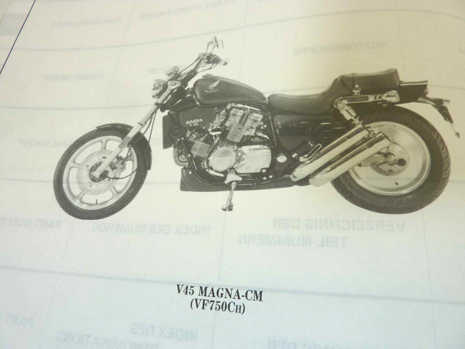 Catalogo parti ricambio Honda VF750C V45 Magna ricambi ORIGINALE ita eng fra ger Parts Catalog dim 21,5 x 28 cm - immagine 6