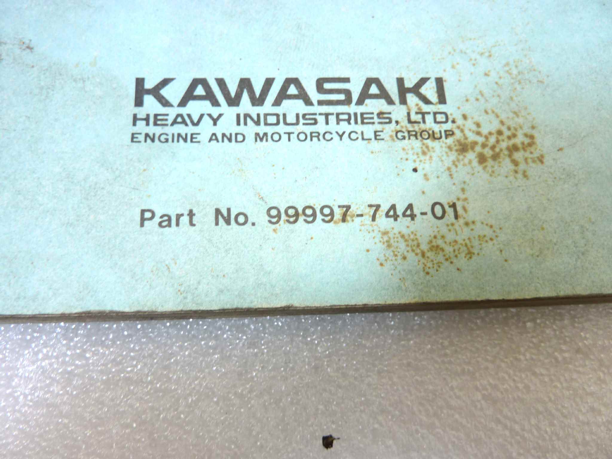 Manuale officina Kawasaki KZ750 Shop Manual ORIGINALE eng - Motorcycle service Manual WORKSHOP riparazione dim 21,5 x 28 cm - immagine 3