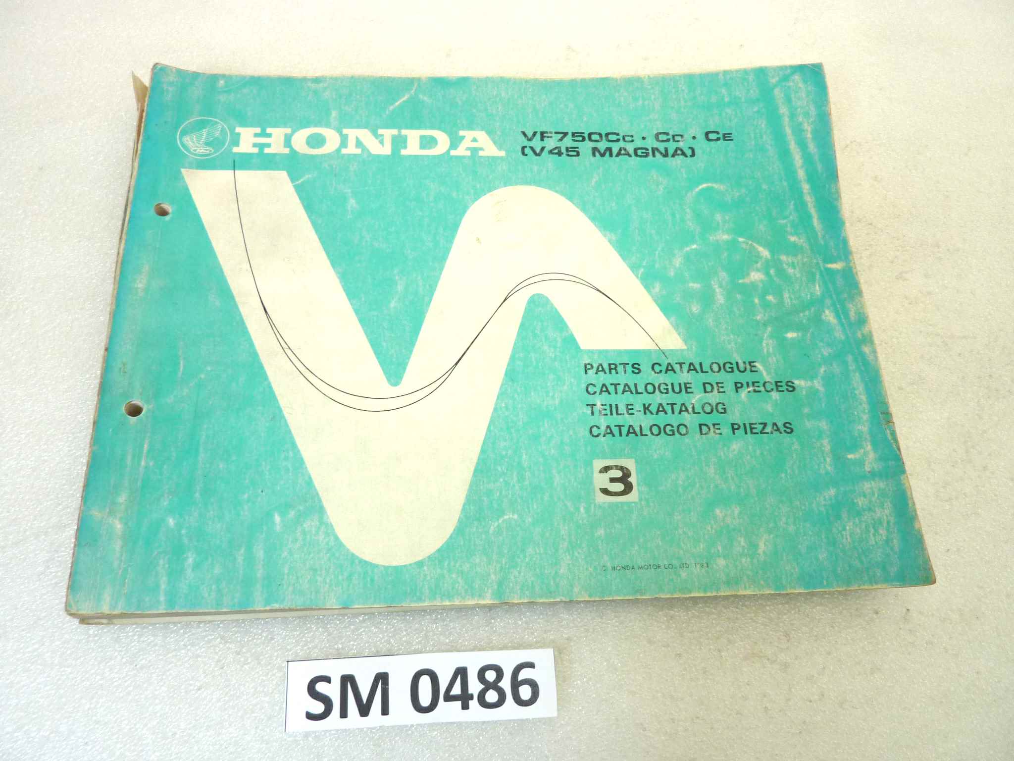Catalogo parti ricambio Honda VF750C V45 Magna 3 ricambi ORIGINALE eng fra ger esp Parts Catalog dim 21,5 x 28,5 cm