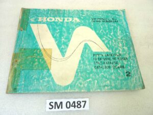 Catalogo parti ricambio Honda VF750C V45 Magna 2 ricambi ORIGINALE eng fra ger esp Parts Catalog dim 21,5 x 28,5 cm