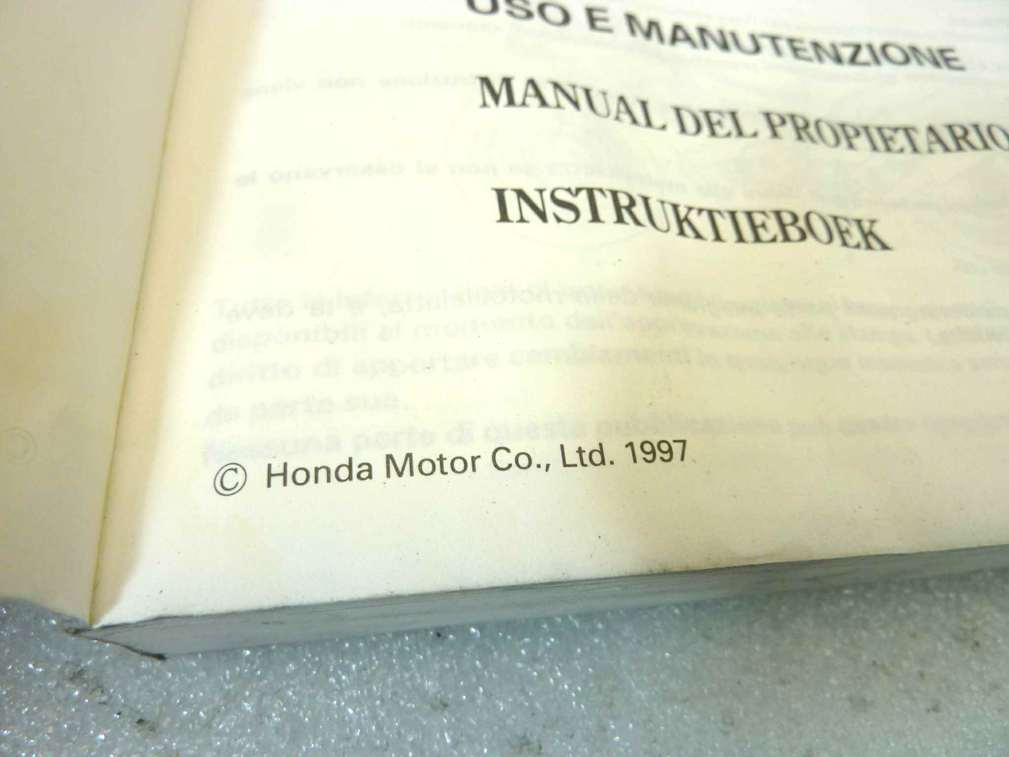 Libretto uso e manutenzione Honda VTR1000F Firestorm manuale utente ORIGINALE ita esp dim 15 x 10,5 cm - immagine 5