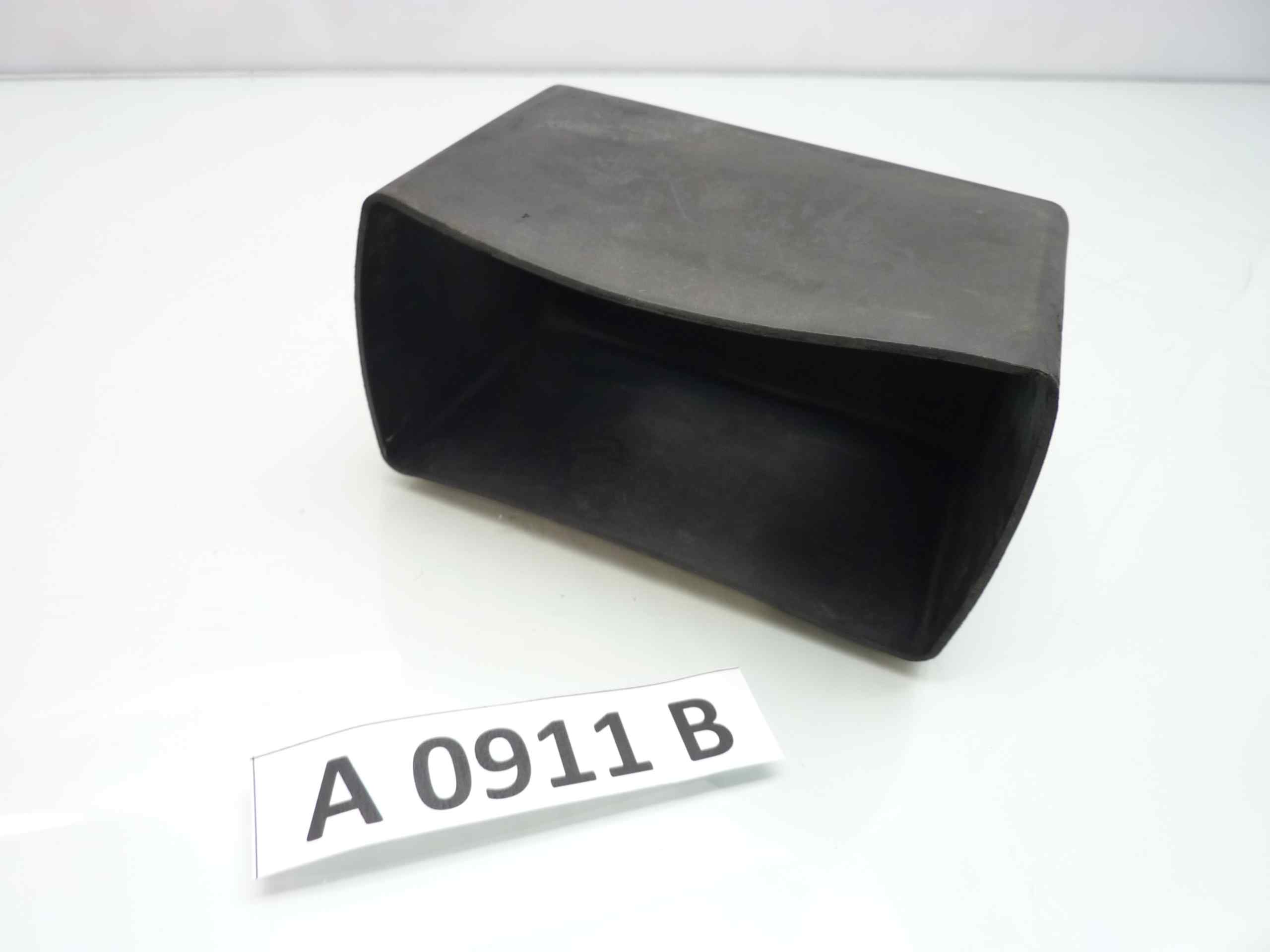 Honda CB vari modelli gomma batteria 7x14x9h cm