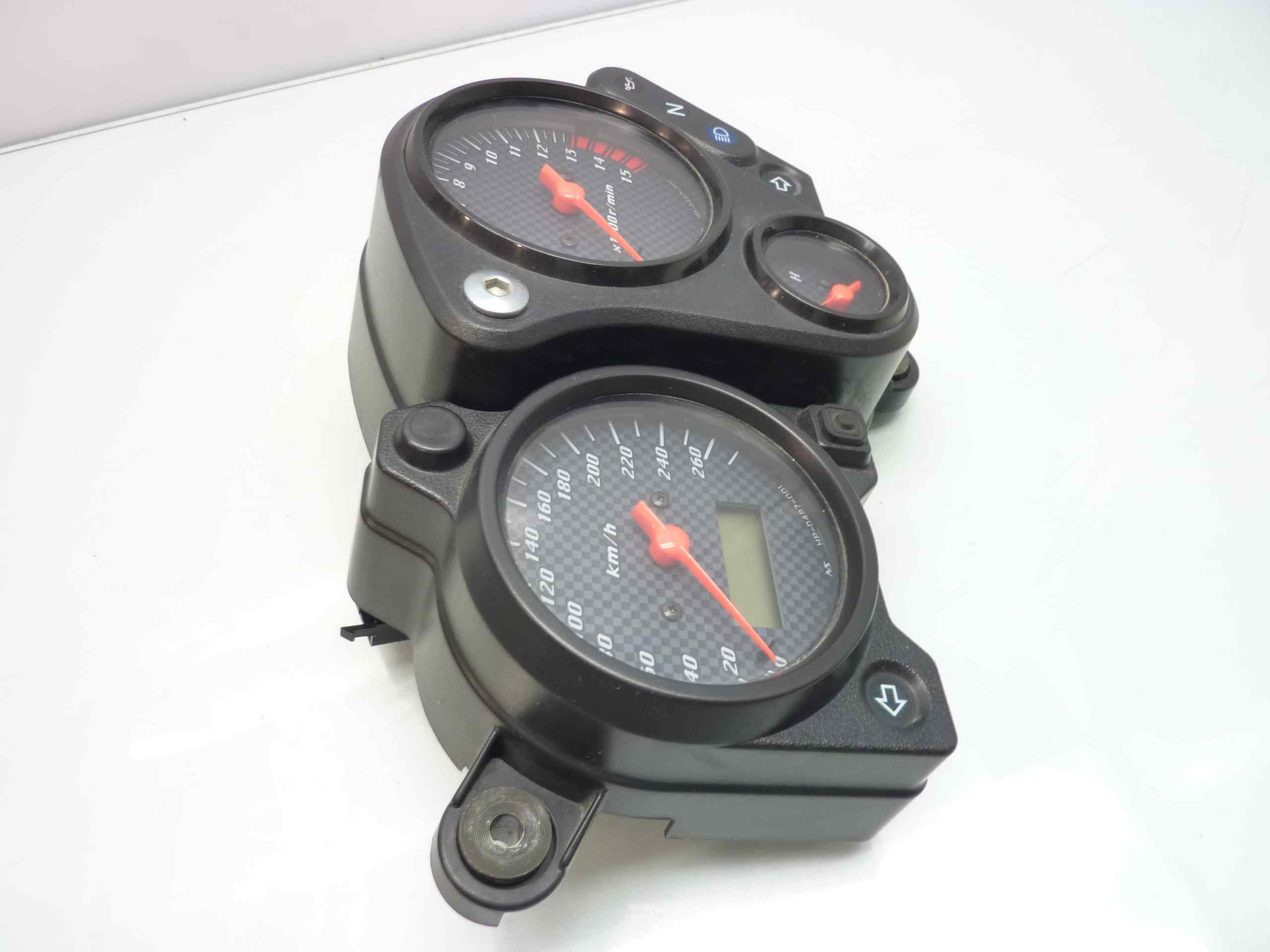 Honda Hornet 600 S 02-04 strumentazione contachilometri contagiri - immagine 5
