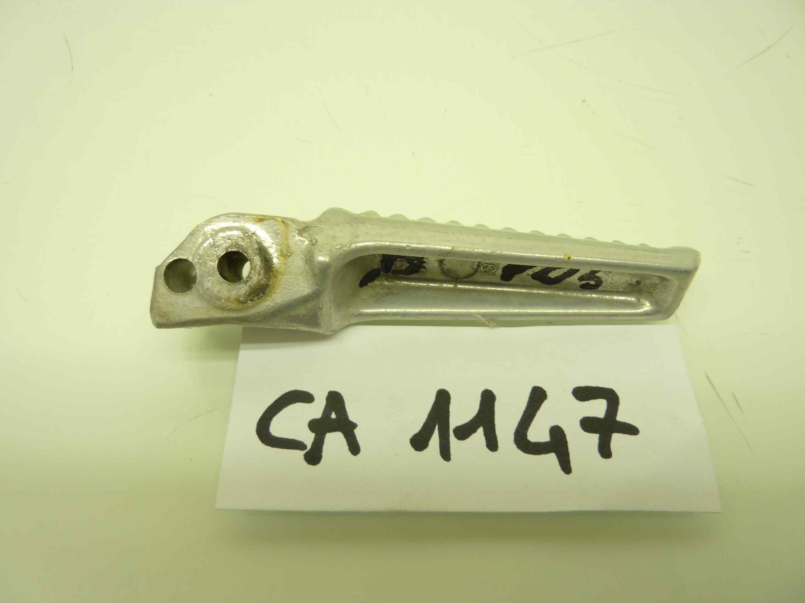 HONDA VFR 750 F 90-93 pedana poggiapiedi posteriore destro - immagine 3