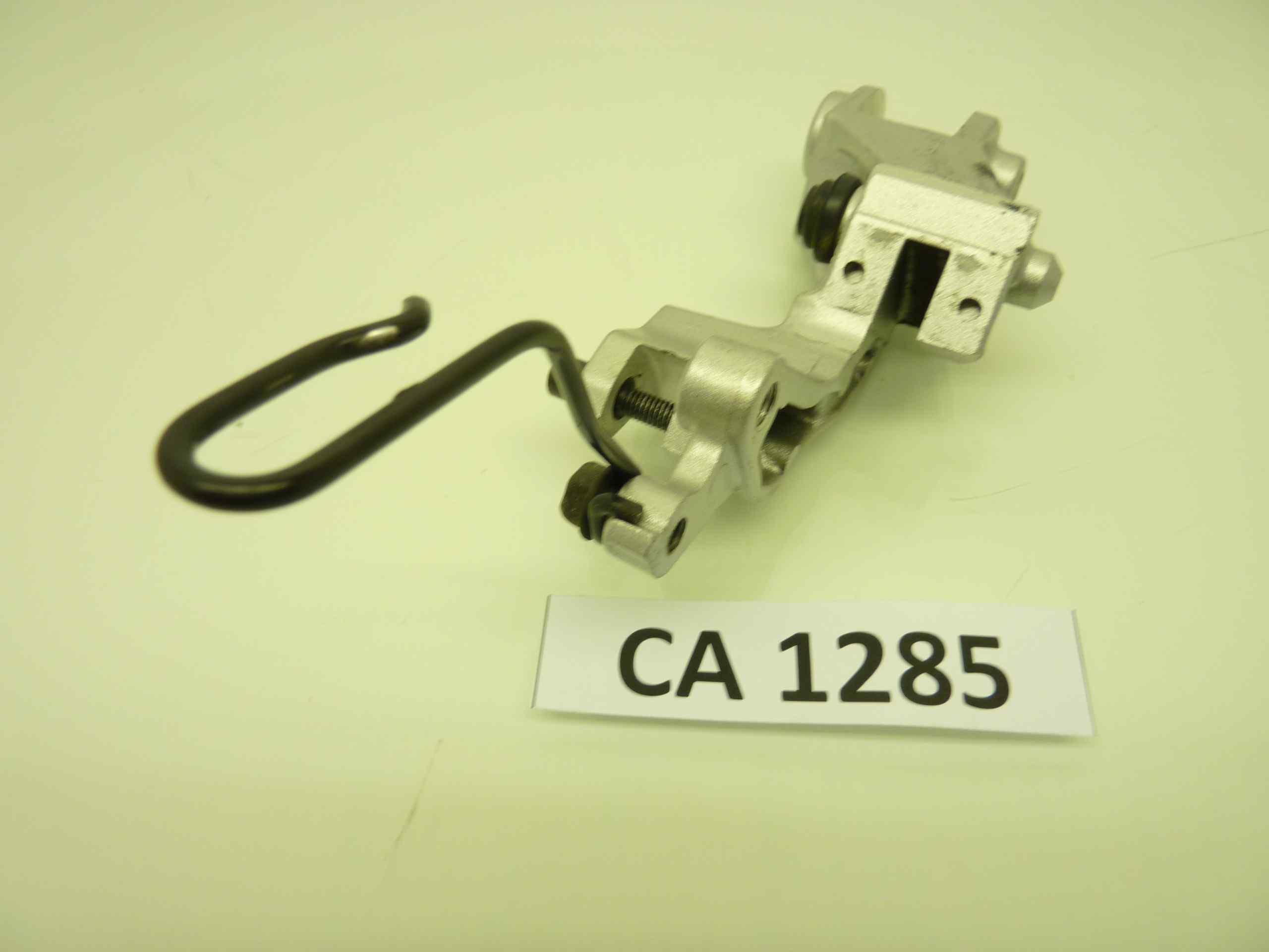 HONDA CBX 750 F 84-86 staffa supporto pinza freno ant destra - immagine 6