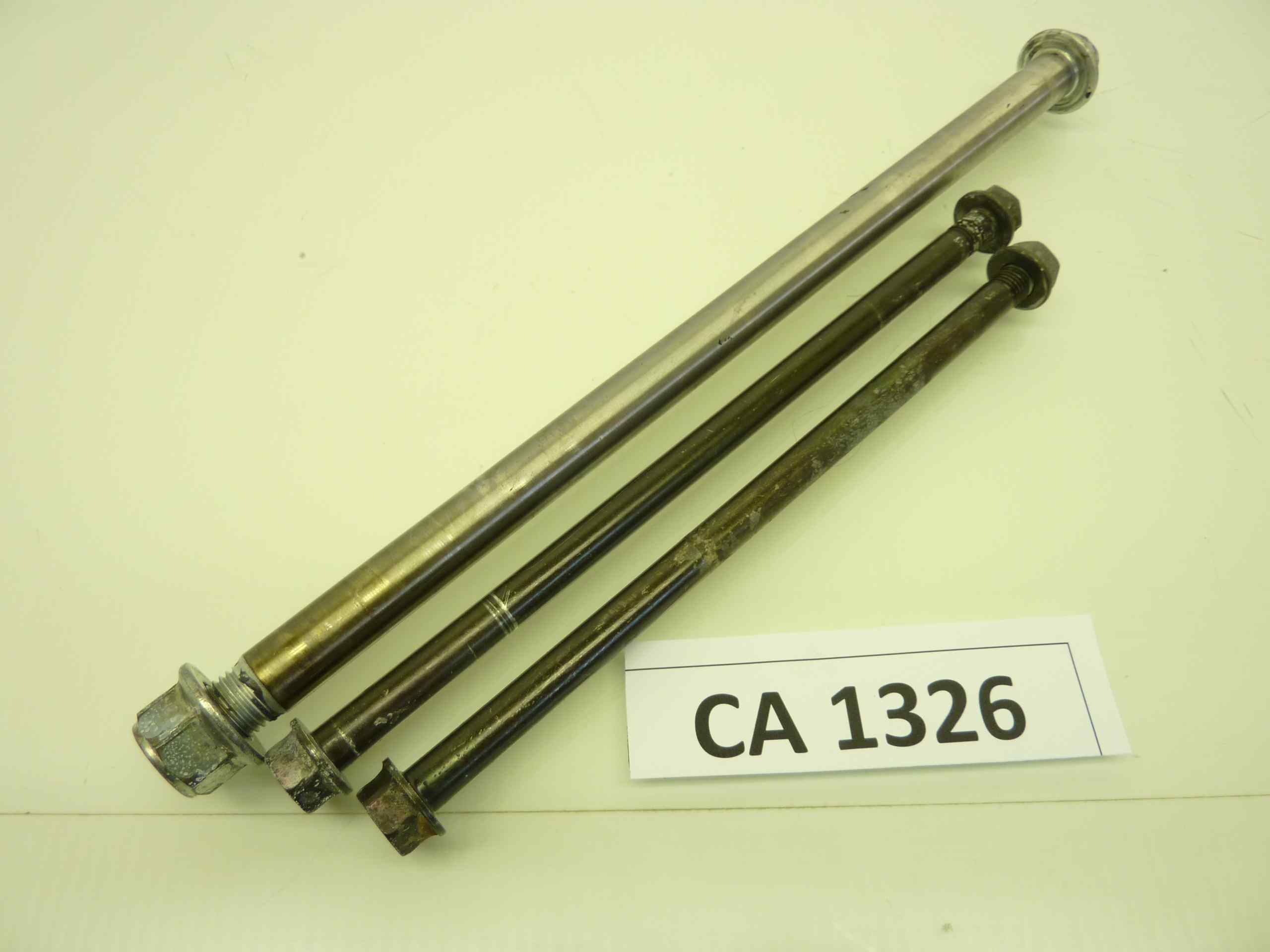 HONDA CBX 750 F 84-86 perni motore - immagine 2