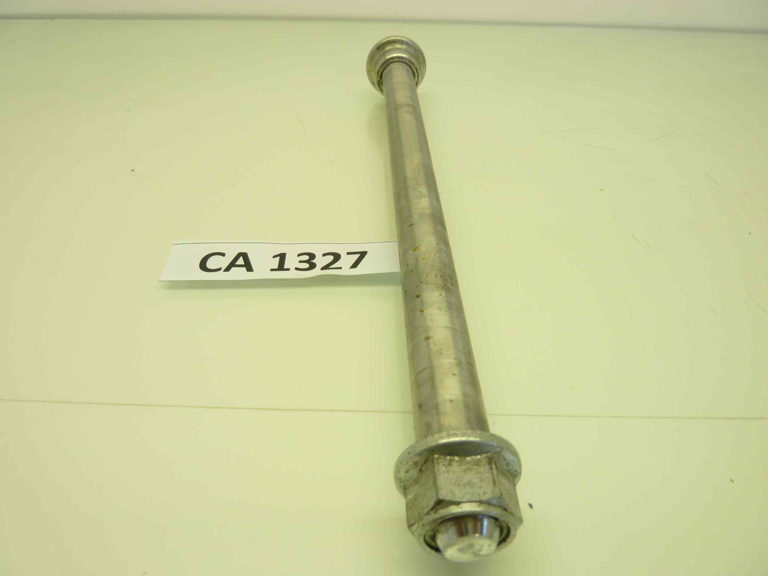 HONDA CBX 750 F 84-86 perno forcellone - immagine 4