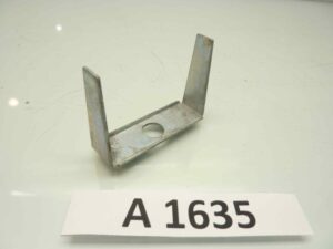 staffa porta strumentazione contachilometri moto ciclomotore epoca largh 64 mm - alt 46 mm