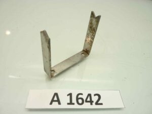staffa porta strumentazione contachilometri moto ciclomotore epoca largh 64 mm - alt 60 mm