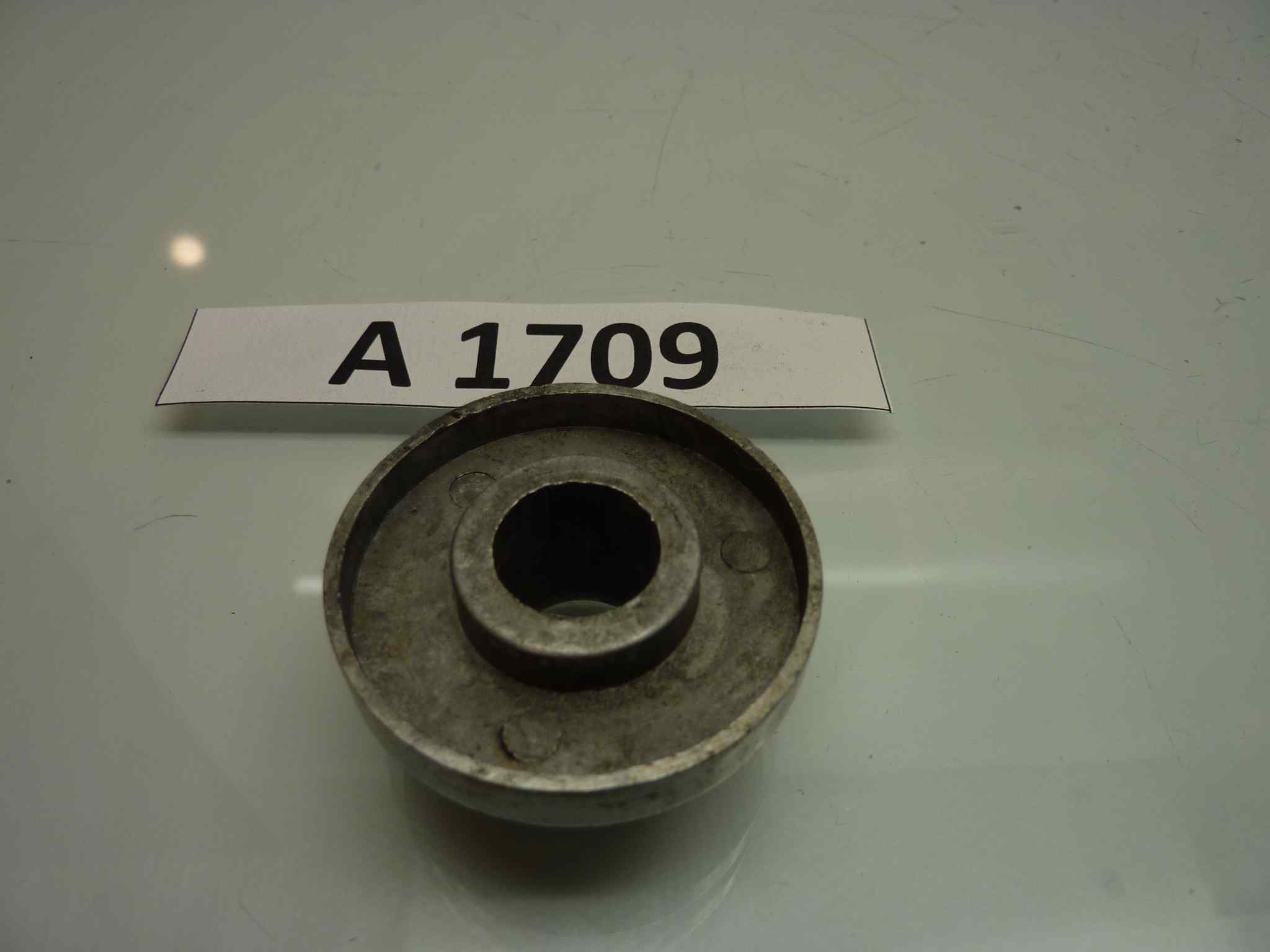 Boccola distanziale mozzo parapolvere Amadori diam est mm 45 - diam foro mm 15 - alt mm 20 - immagine 4