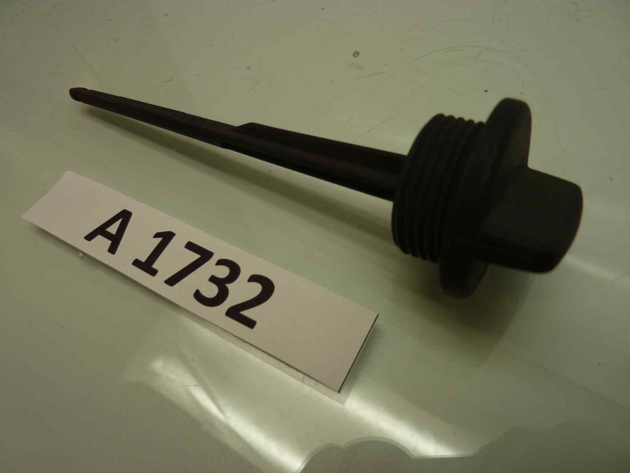 BMW vari modelli tappo livello olio lungh tot 145 mm, diam filetto 29 mm - immagine 2