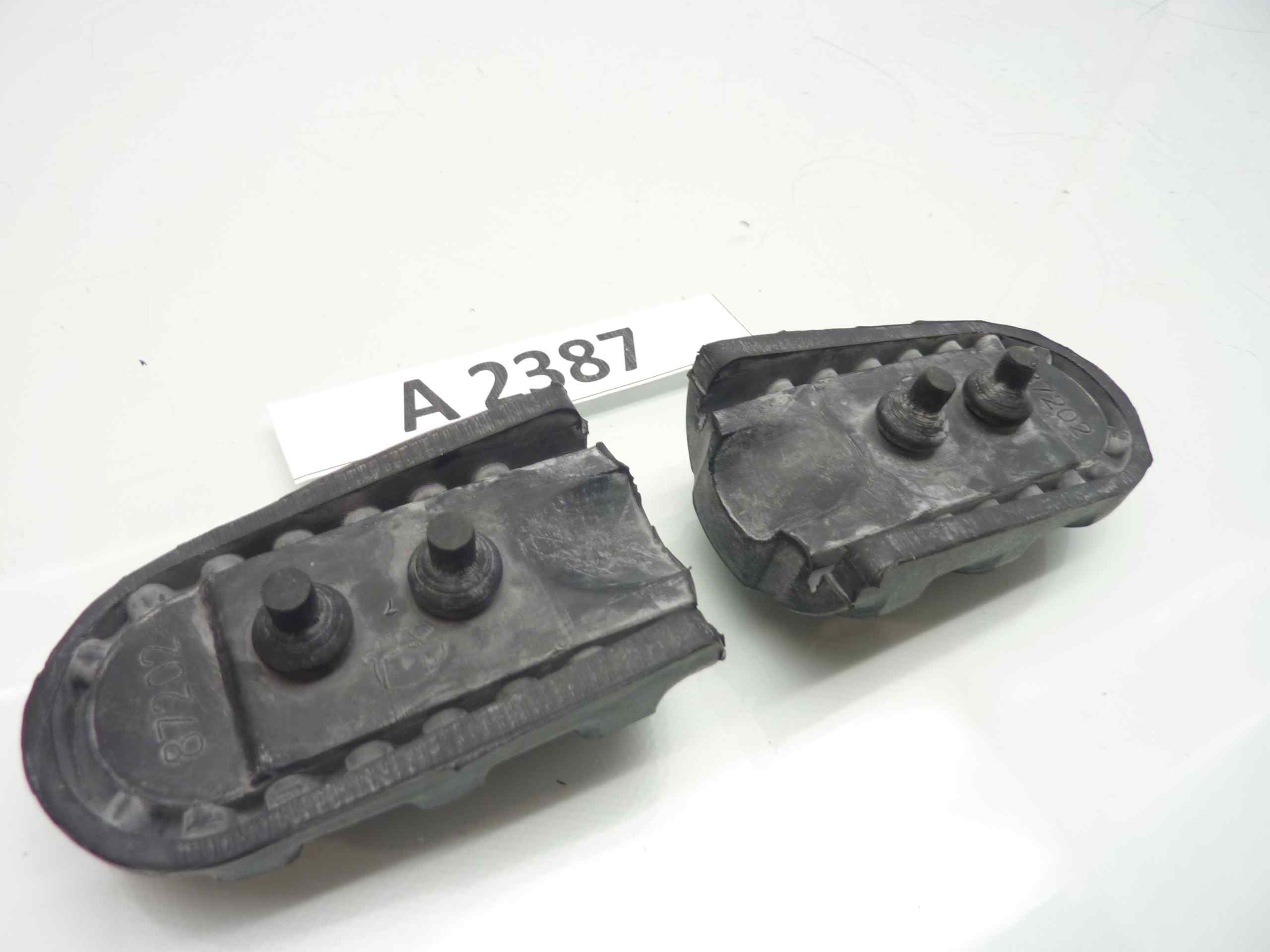Cagiva vari modelli gomme poggiapiedi pedane cod 87202 nuove - immagine 3
