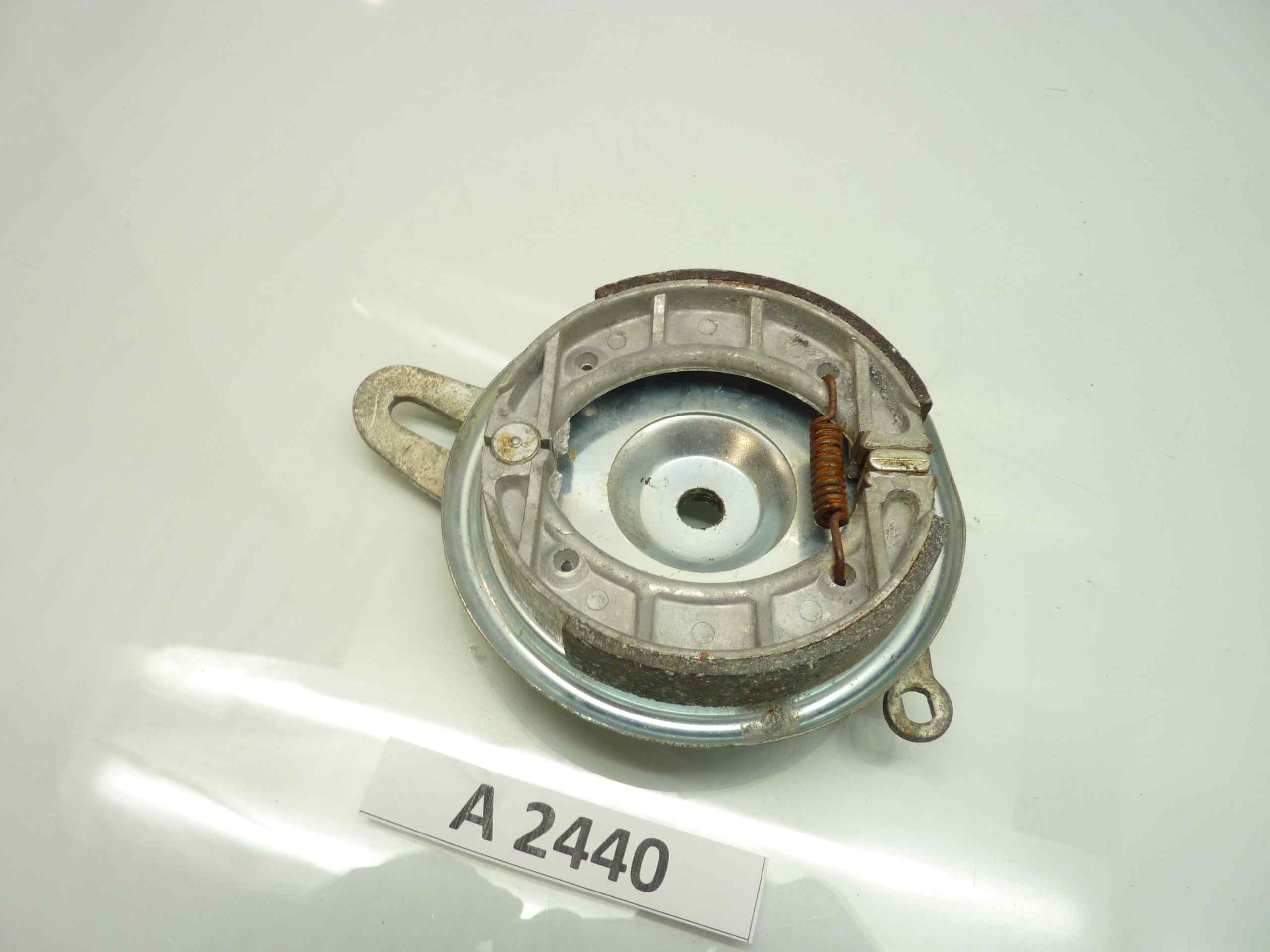 Piatto portaceppi ciclomotori motocicli vari diam 135 mm - diam foro 12 mm - immagine 3