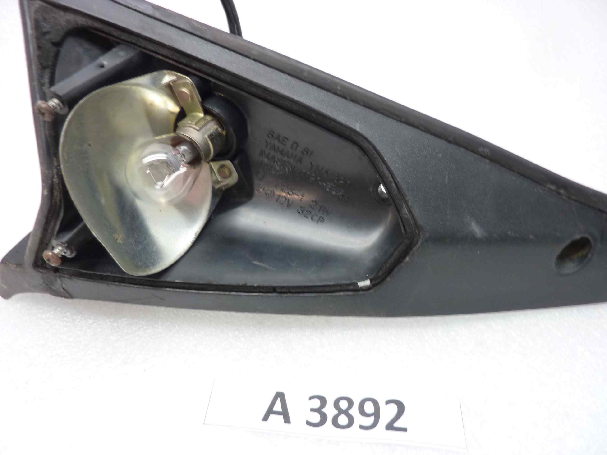 Yamaha XJ 650 turbo 82 freccia anteriore dx con crepa - immagine 3