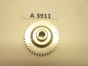 Guzzi Ingranaggio dinamo 44 denti Z 44 diam foro 12,4 mm diam esterno 82 mm